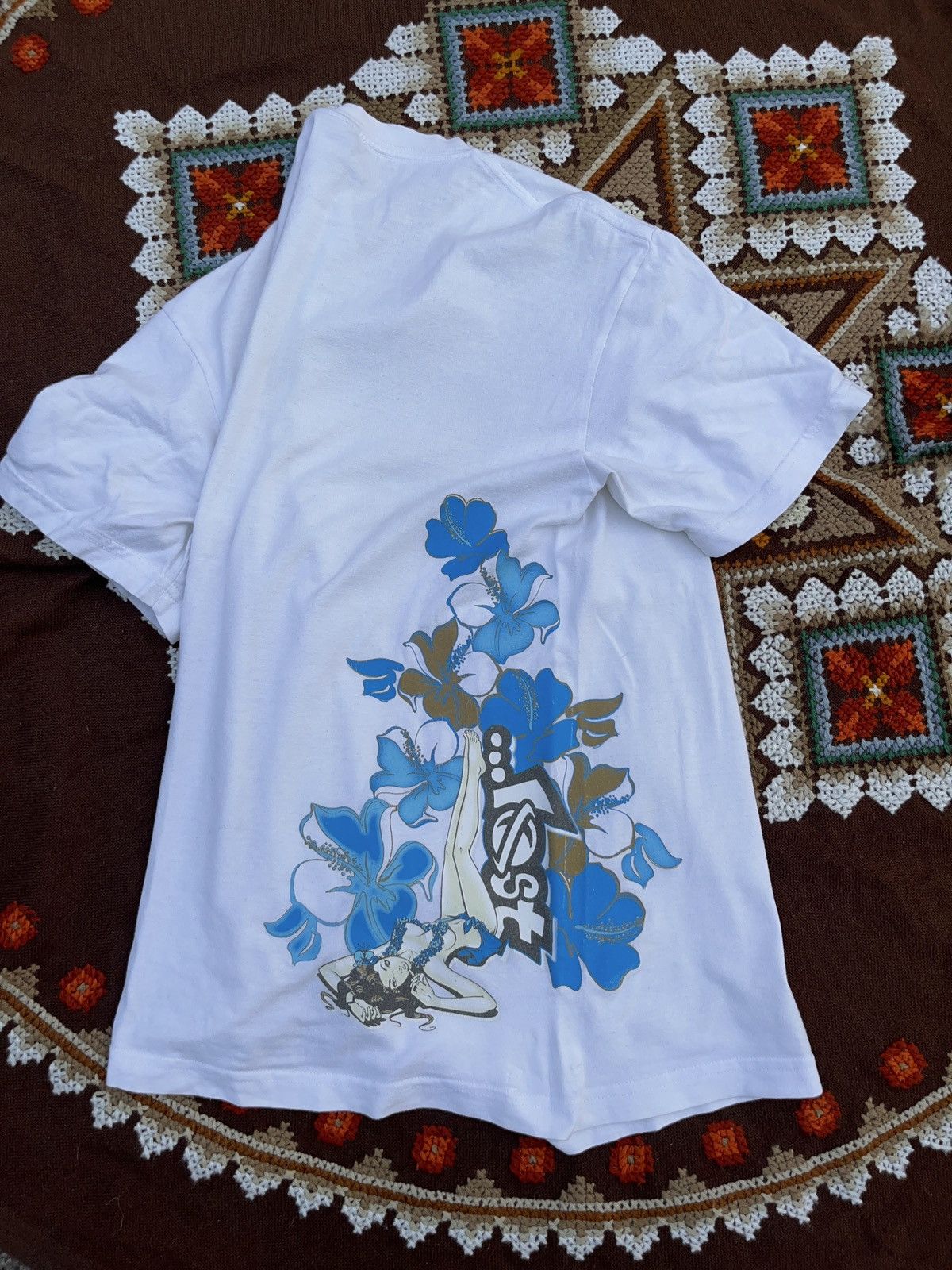 Hook-Ups × Lost Enterprises × Vintage Vintage Lost Enterprises Hawaiian Style Sexy Girl T-shirt Size US M / EU 48-50 / 2 - 1 Thumbnail