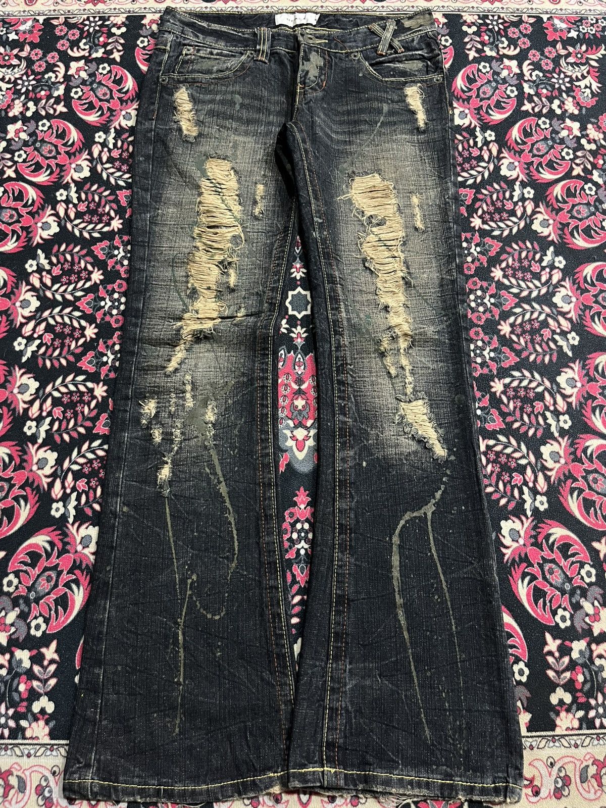 Undercover Japanese Brand Beast Dark Paint Splatter Distress Flare Jean Size 32" / US 10 / IT 46 - 1 Thumbnail