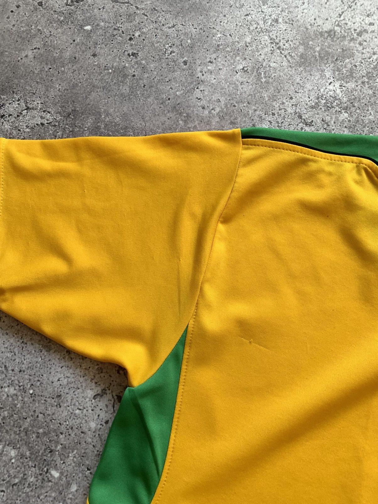 Other 🔥XARA NORWICH CITY 2005/06 HOME FOOTBALL SOCCER JERSEY KIT Size US S / EU 44-46 / 1 - 8 Thumbnail