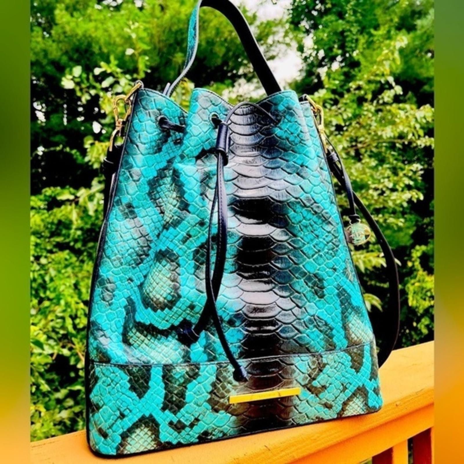 BRAHMIN Brahmin Marlowe Blue Waterford Bucket Shoulder Bag Size ONE SIZE - 1 Thumbnail