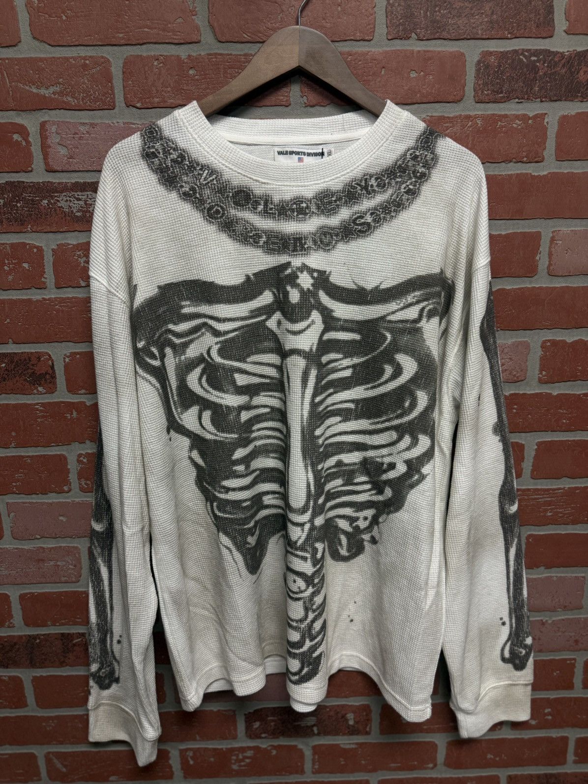 Vale Valley Long Sleeve Bone Tee Shirt Size XXL (New) Size US XXL / EU 58 / 5 - 1 Thumbnail