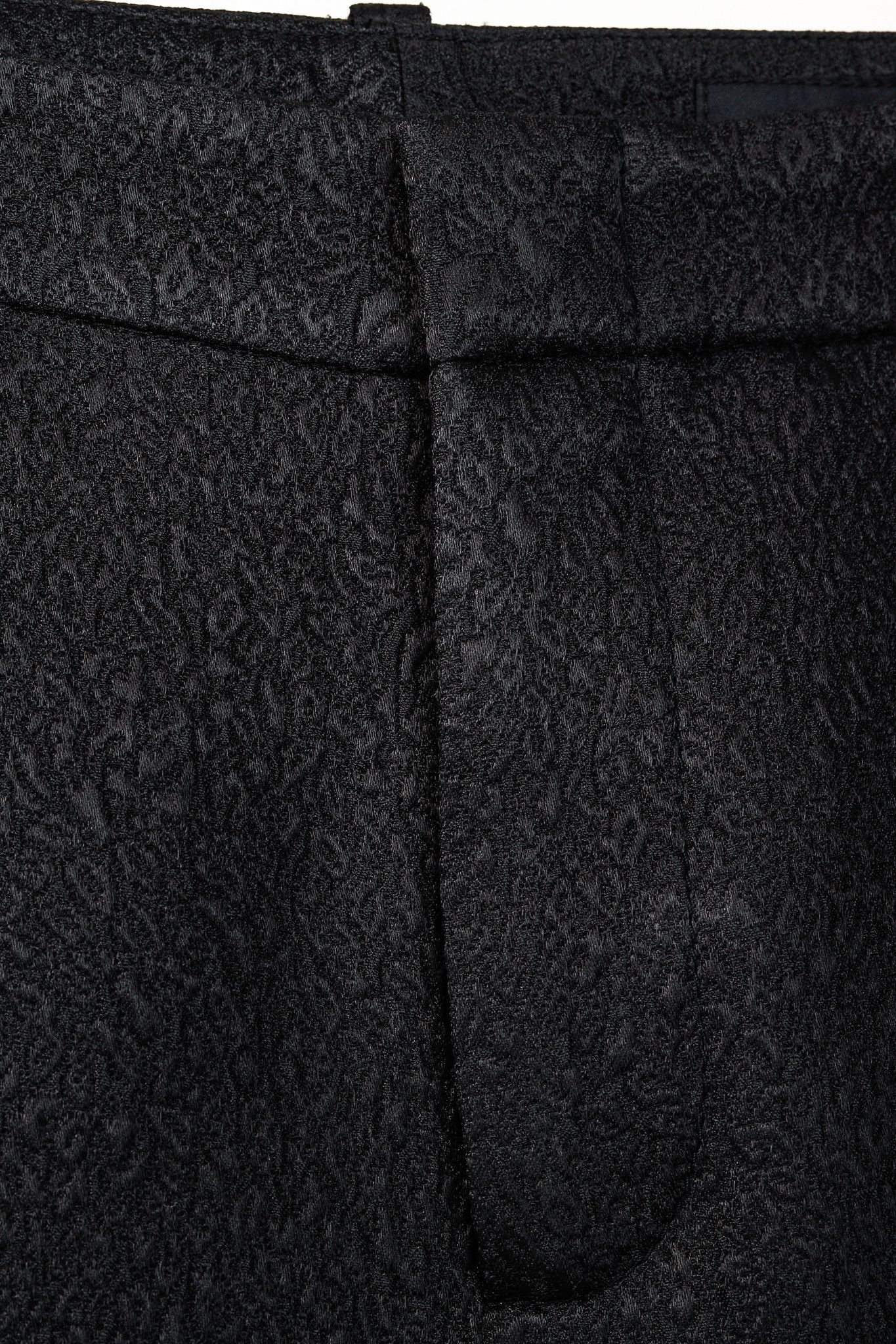 Gucci Gucci PF/13 Black Textured-Jacquard Tapered Trousers Size 26" / US 2 / IT 38 - 9 Thumbnail