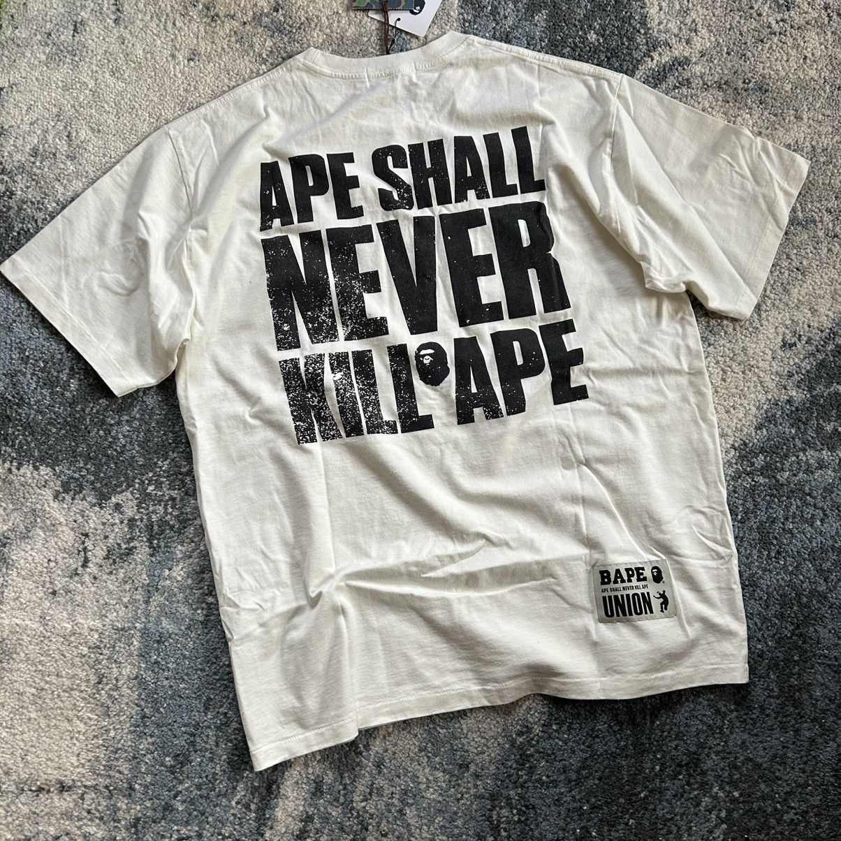 Bape × Union LA A BATHiNG APE x UNiON LOS ANGELES BAPESTA ASNKA TEE CREAM Size US XL / EU 56 / 4 - 3 Thumbnail