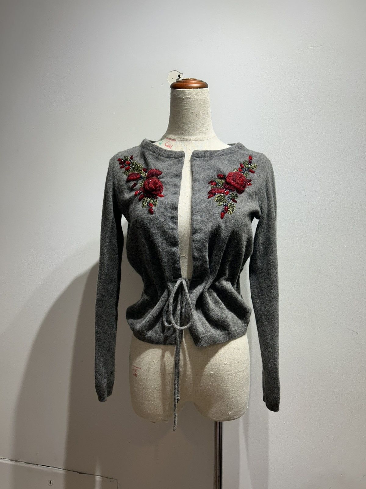 Moschino 3D Floral Embroidery Belted Cardigan Size XS / US 0-2 / IT 36-38 - 2 Thumbnail