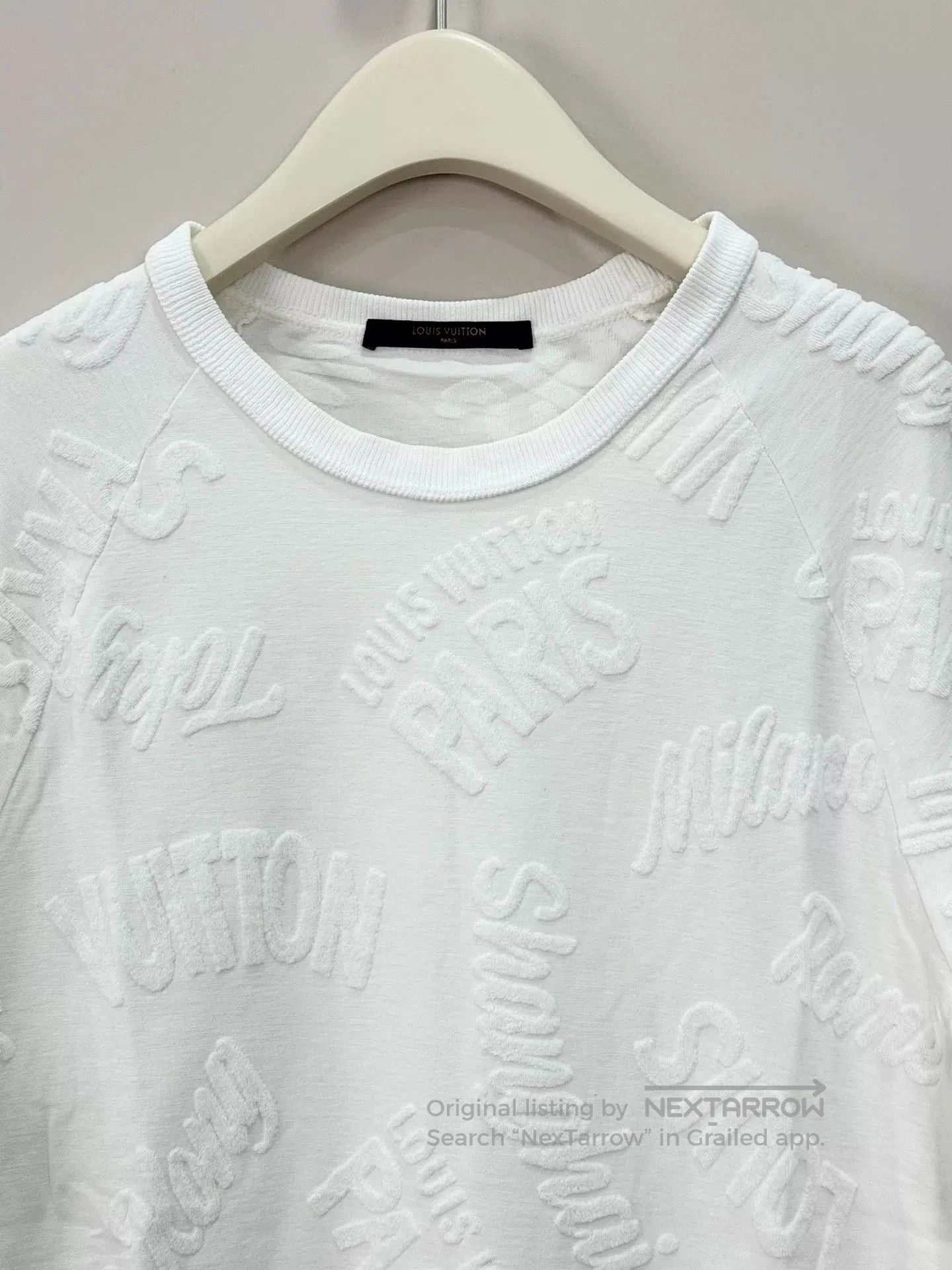 Louis Vuitton Louis Vuitton Embossed Short Sleeve T-Shirt. Size US XL / EU 56 / 4 - 3 Thumbnail