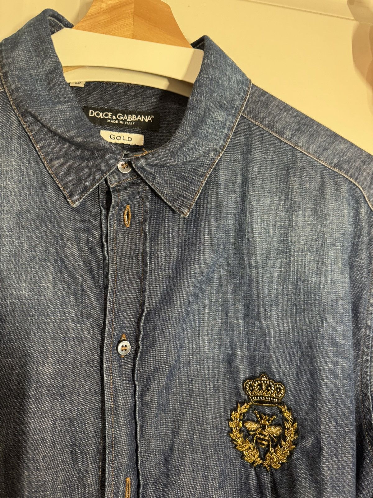 Dolce & Gabbana D&G Gold Denim Shirt with Bee Emblem Size US XS / EU 42 / 0 - 3 Thumbnail