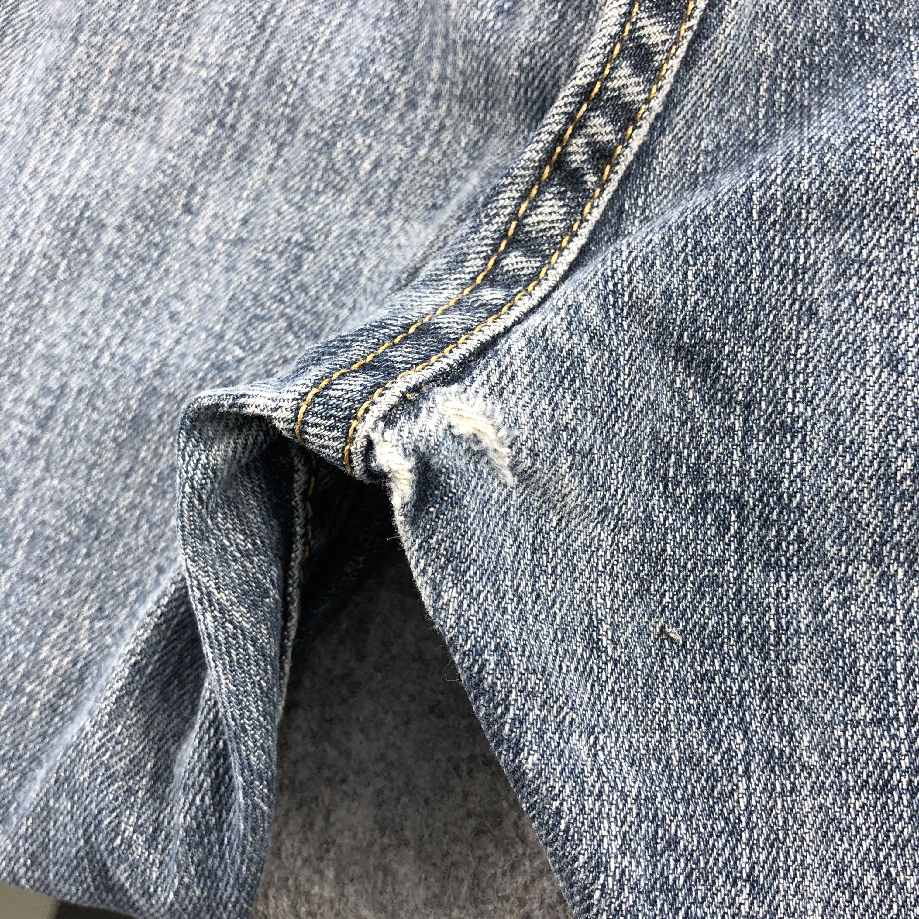 Levi's × Vintage Vintage Blue Wash Levis 505 Jeans-JM1208 Size US 39 - 6 Thumbnail