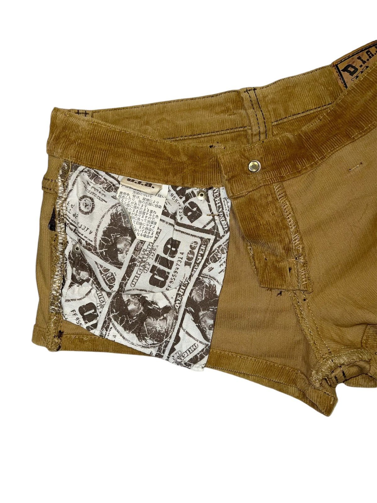 Japanese Brand Rare D.i.a gyaru western style shorts 🪨🏜️ Size 26" / US 2 / IT 38 - 8 Thumbnail