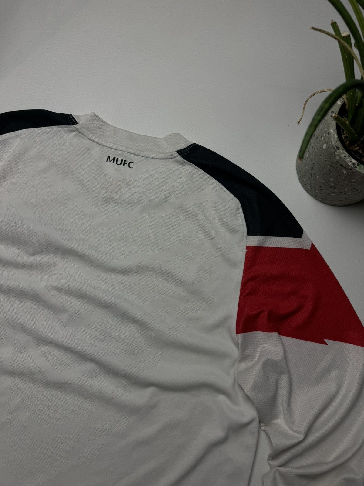 Nike × Vintage Rare Nike Manchester United long sleeve soccer jersey Size US M / EU 48-50 / 2 - 16 Thumbnail