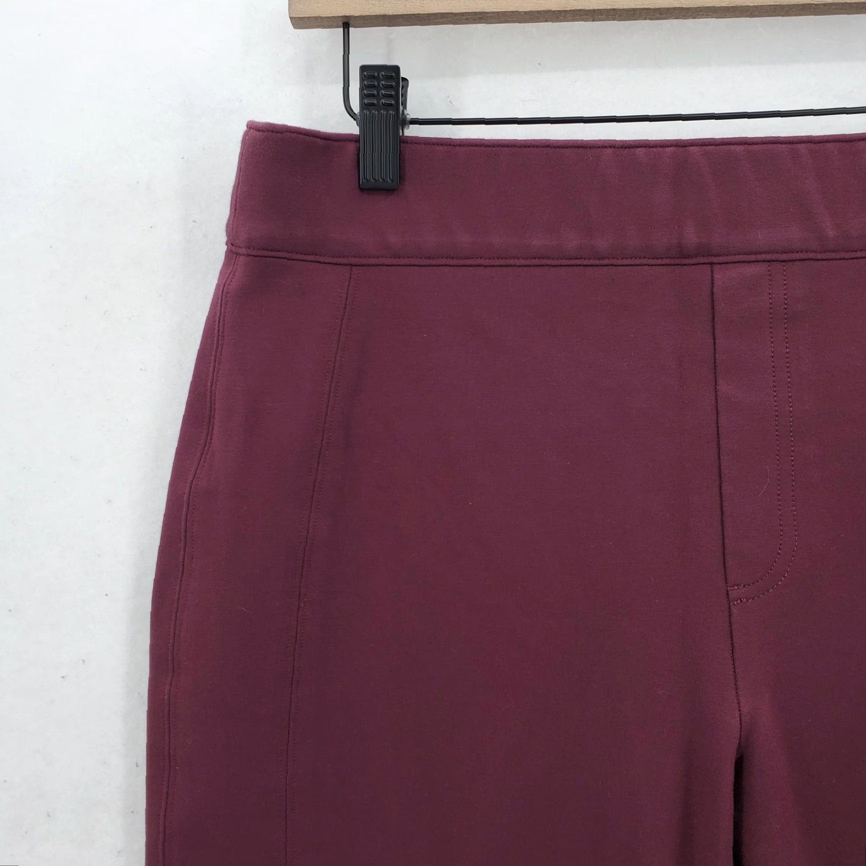 Spanx Spanx Pants Womens Large Burgundy Ponte Knit Pull On Ankle Skinny Back Pockets Size 36" / US 14 / IT 50 - 3 Thumbnail