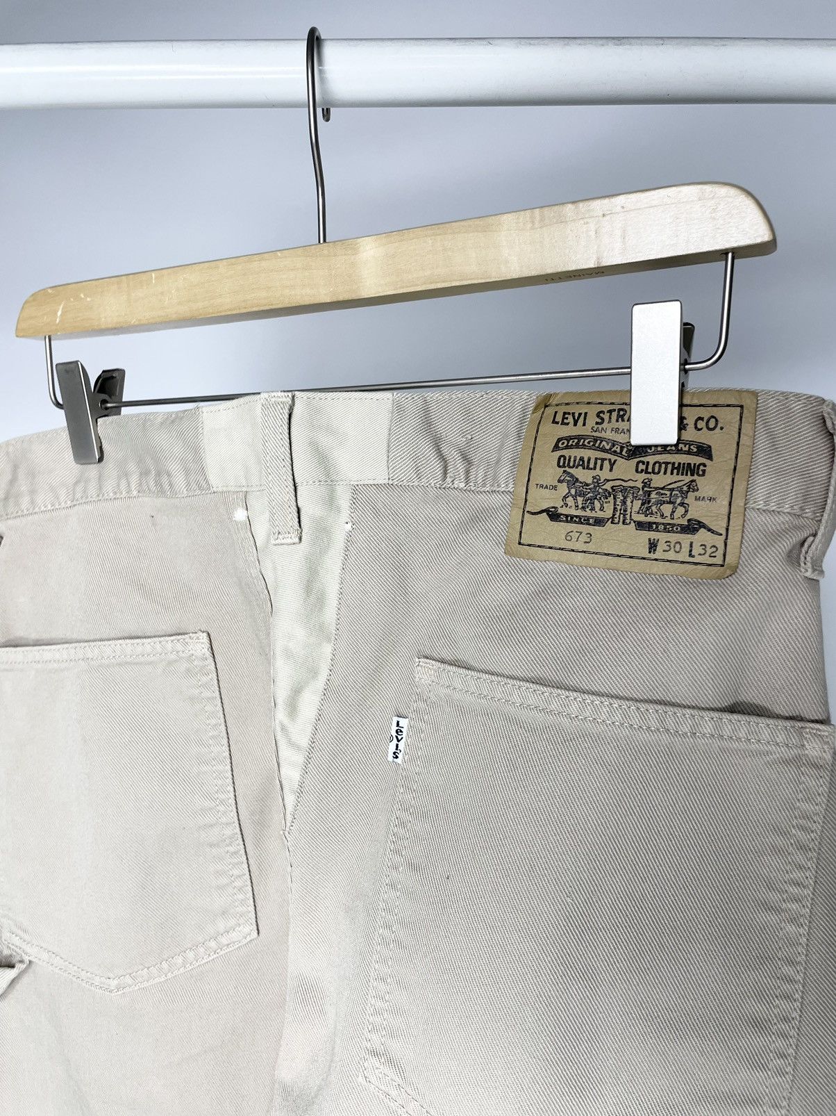 Levi's Vintage Clothing Levi’s 673 90s Vintage Beige Work Wear Carpenter Pants Jeans Size US 32 / EU 48 - 4 Thumbnail