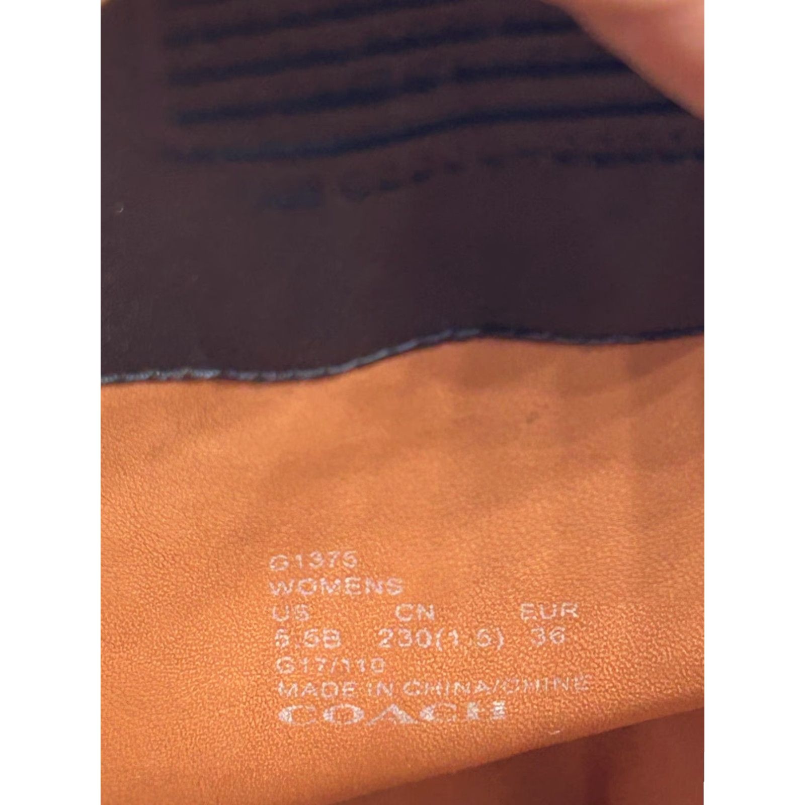 Coach Coach Boots Womens Sutton B Black Leather Knee High Riding Strap Shoes 5.5 36 3 UK 5 AU 5 Leather Lined Rubber Outsole Buckle Strap Zipper Size US 6 / IT 36 - 4 Thumbnail