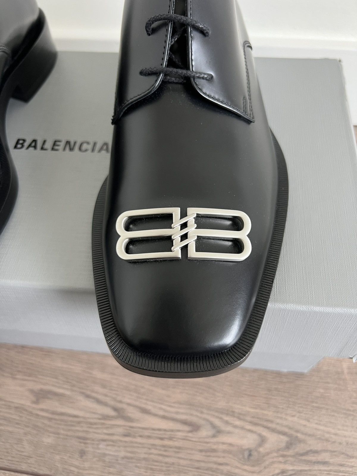 Balenciaga Balenciaga BB Icon Leather Derby Shoes 39 Size US 6 / EU 39 - 6 Thumbnail