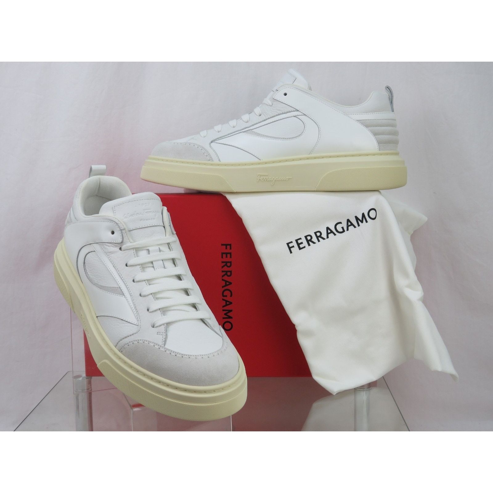 FERRAGAMO CASSINA WHITE LEATHER GANCINI LOGO SNEAKERS 11.5 M Low Top Sneakers