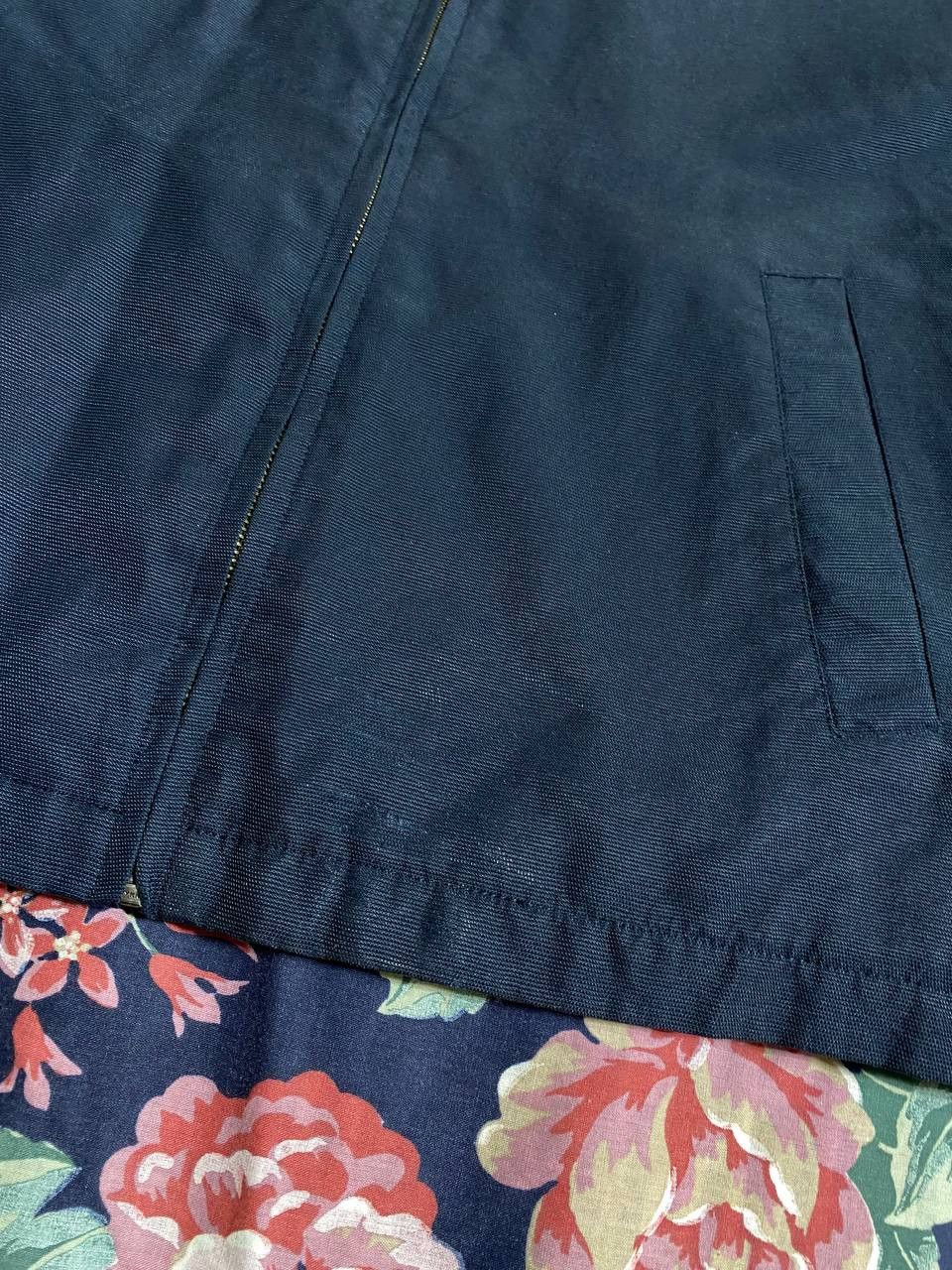 Armani × Armani Exchange Vintagr Armani Exchange Zipper Light Jacket size L Size US L / EU 52-54 / 3 - 7 Thumbnail