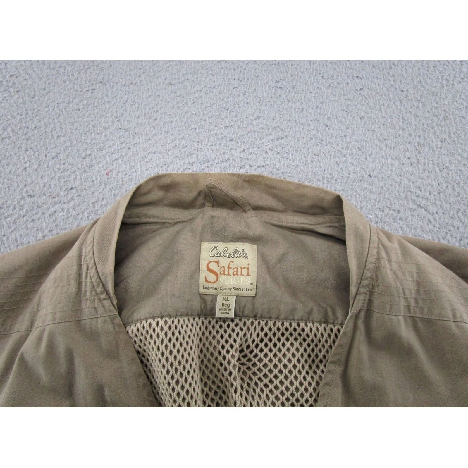 Vintage Cabela's Safari Vest Men XL Khaki Cargo Pockets Vented Fishing Hunting Gorpcore Size US XL / EU 56 / 4 - 3 Thumbnail