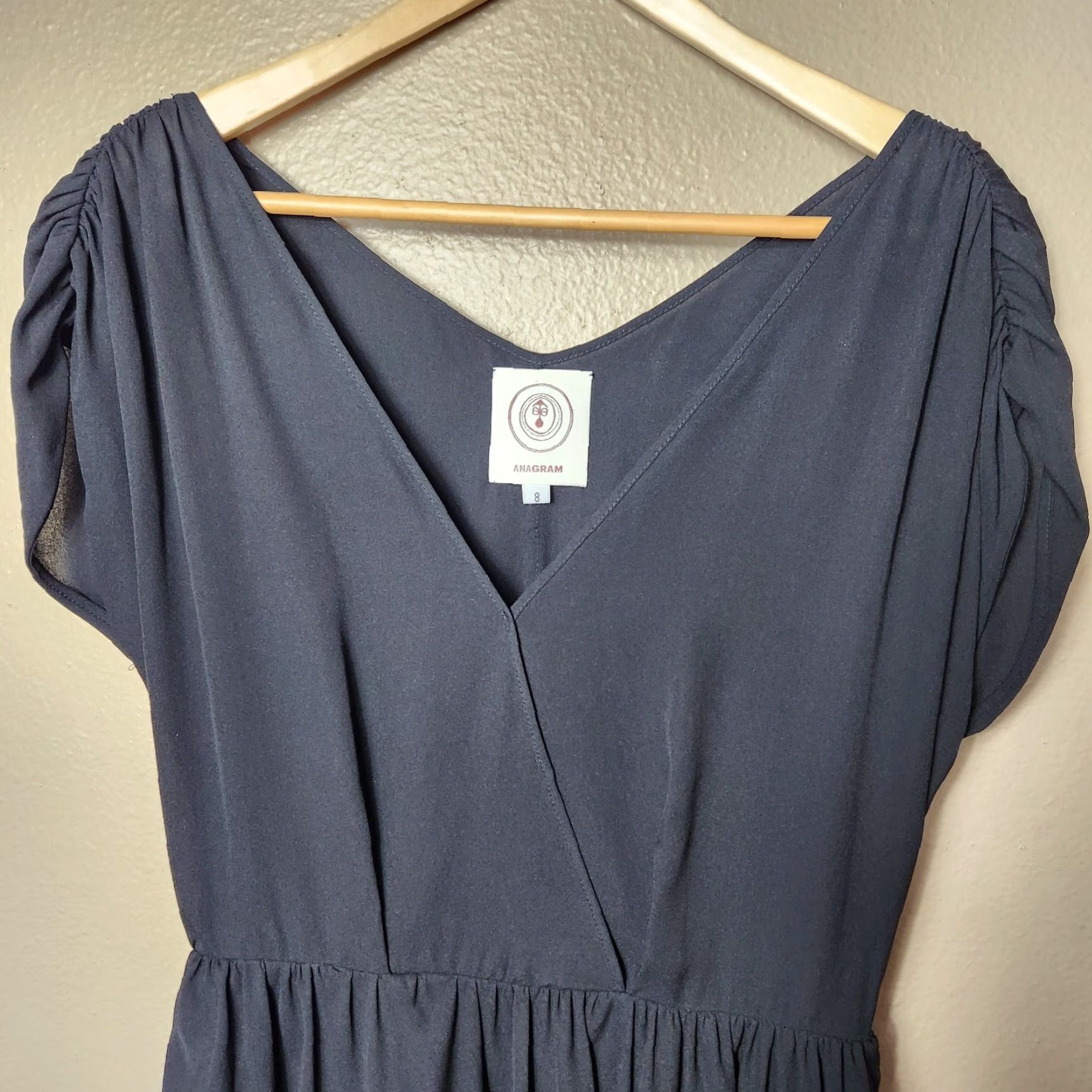 Vintage ANAGRAM Dress Black Silk Ruched Cap Sleeve Surplice Dress-Size 8 Size M / US 6-8 / IT 42-44 - 3 Thumbnail