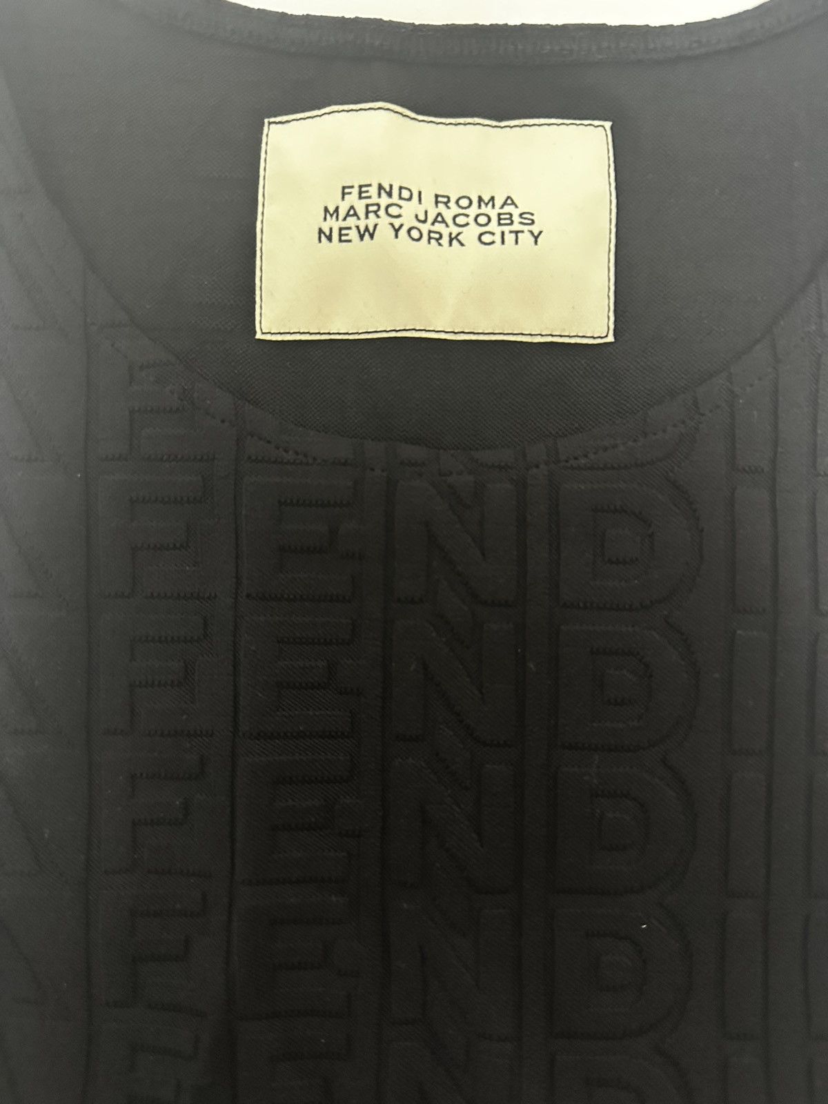Fendi Fendi by Marc Jacobs Top Size XL / US 12-14 / IT 48-50 - 3 Thumbnail