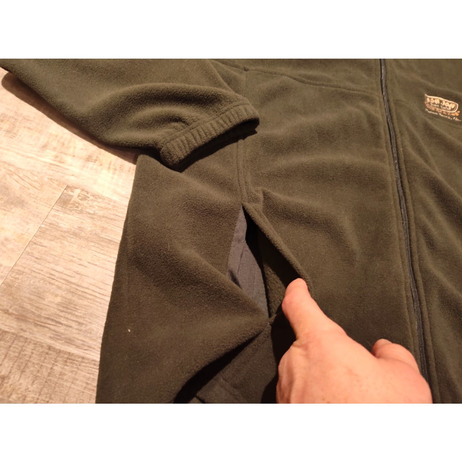Ron Jon Surf Shop VINTAGE Ron Jon Surf Shop Full Zip Fleece Jacket Mens XL Olive Green Cocoa Beach FL EUC Size US XL / EU 56 / 4 - 4 Thumbnail