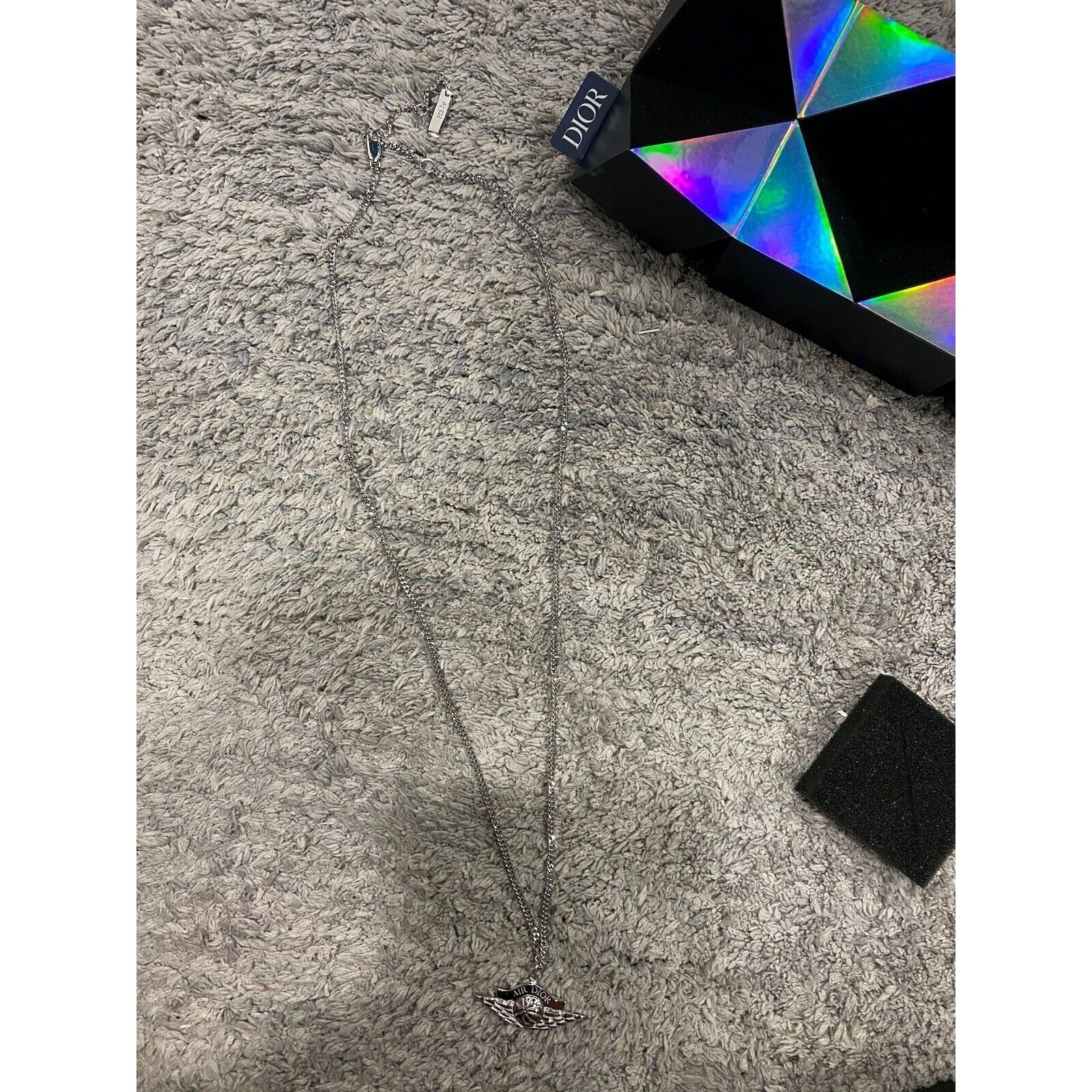Dior Air Dior Jordaan Wing Basketball Necklace Travis Scott Size ONE SIZE - 5 Thumbnail