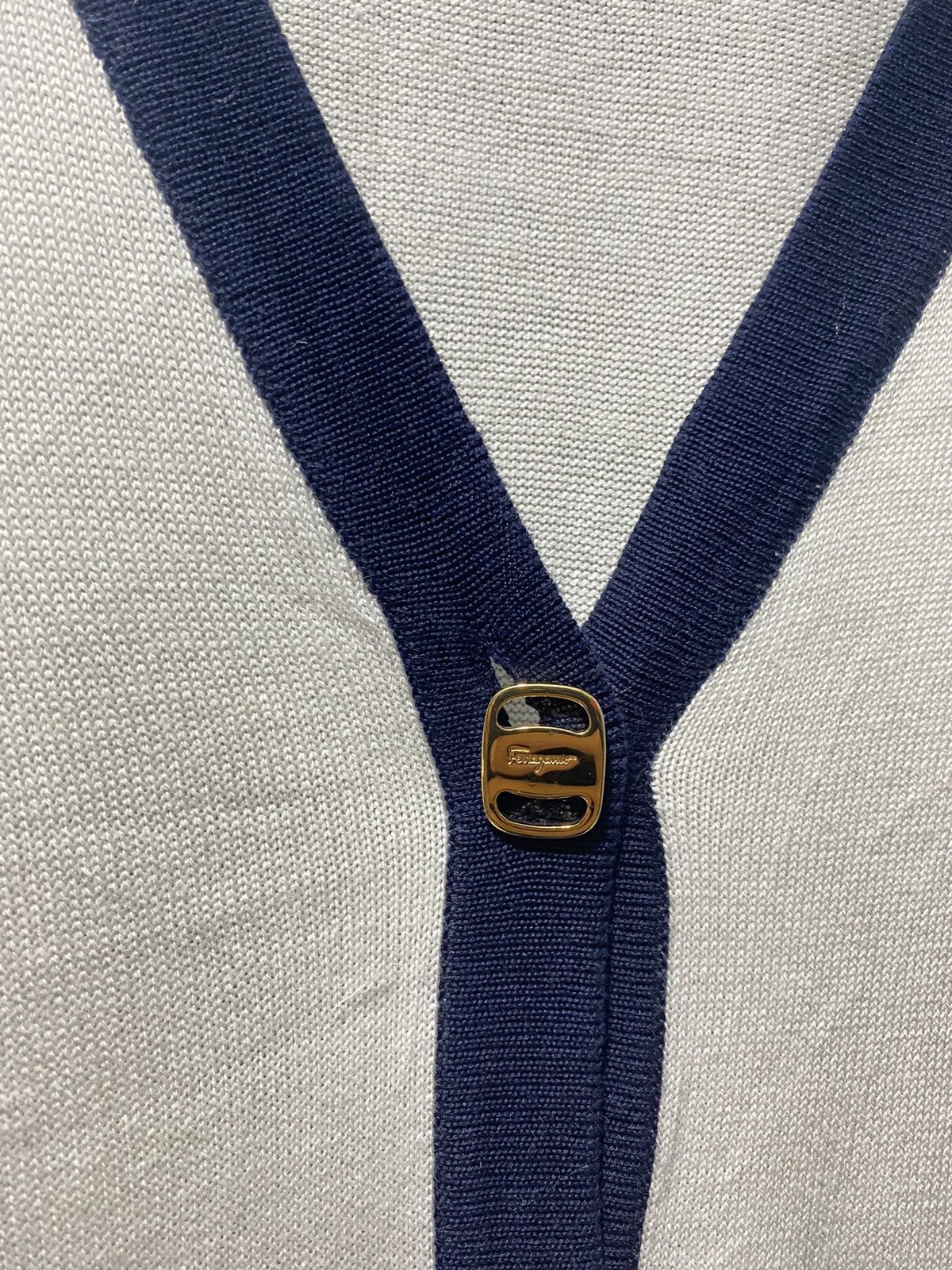 Salvatore Ferragamo Salvatore Ferragamo Cardigan Short Sleeve Size L / US 10 / IT 46 - 2 Thumbnail