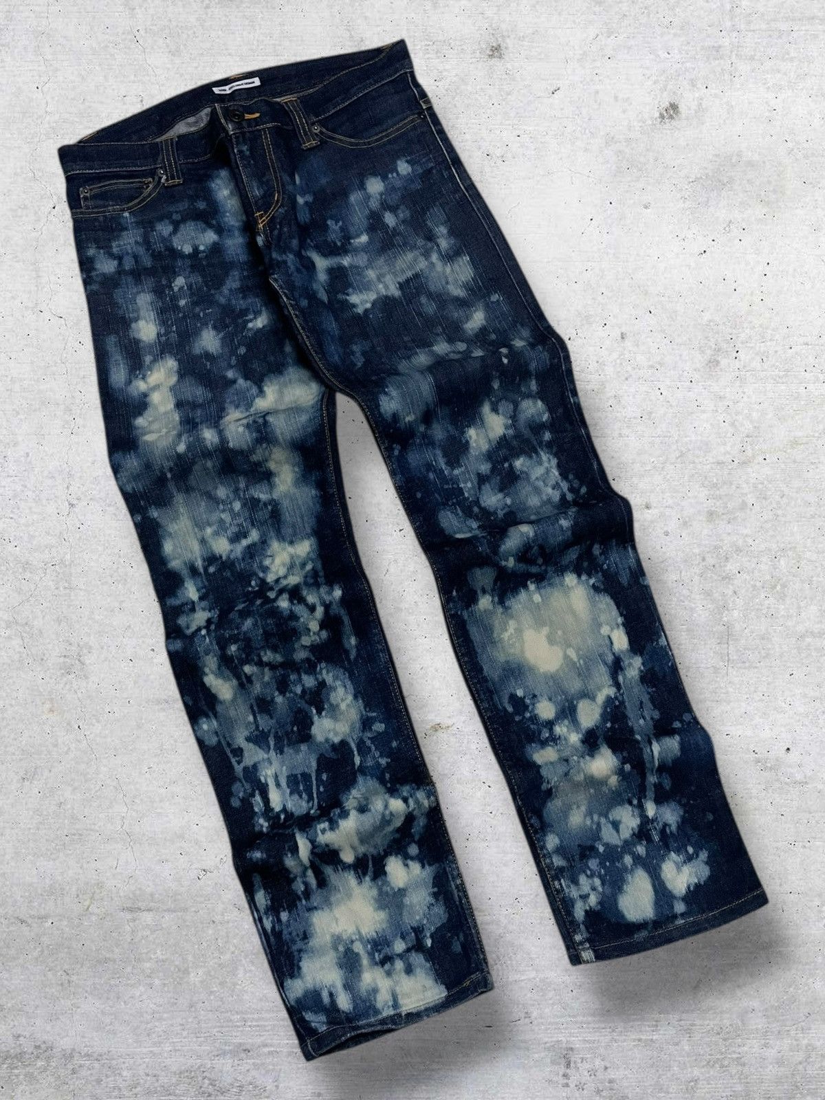 Tornado Mart HARE JAPAN 90S DESIGNER RARE BLEACH DARK INDIGO RUGGED JEAN Size US 32 / EU 48 - 2 Thumbnail