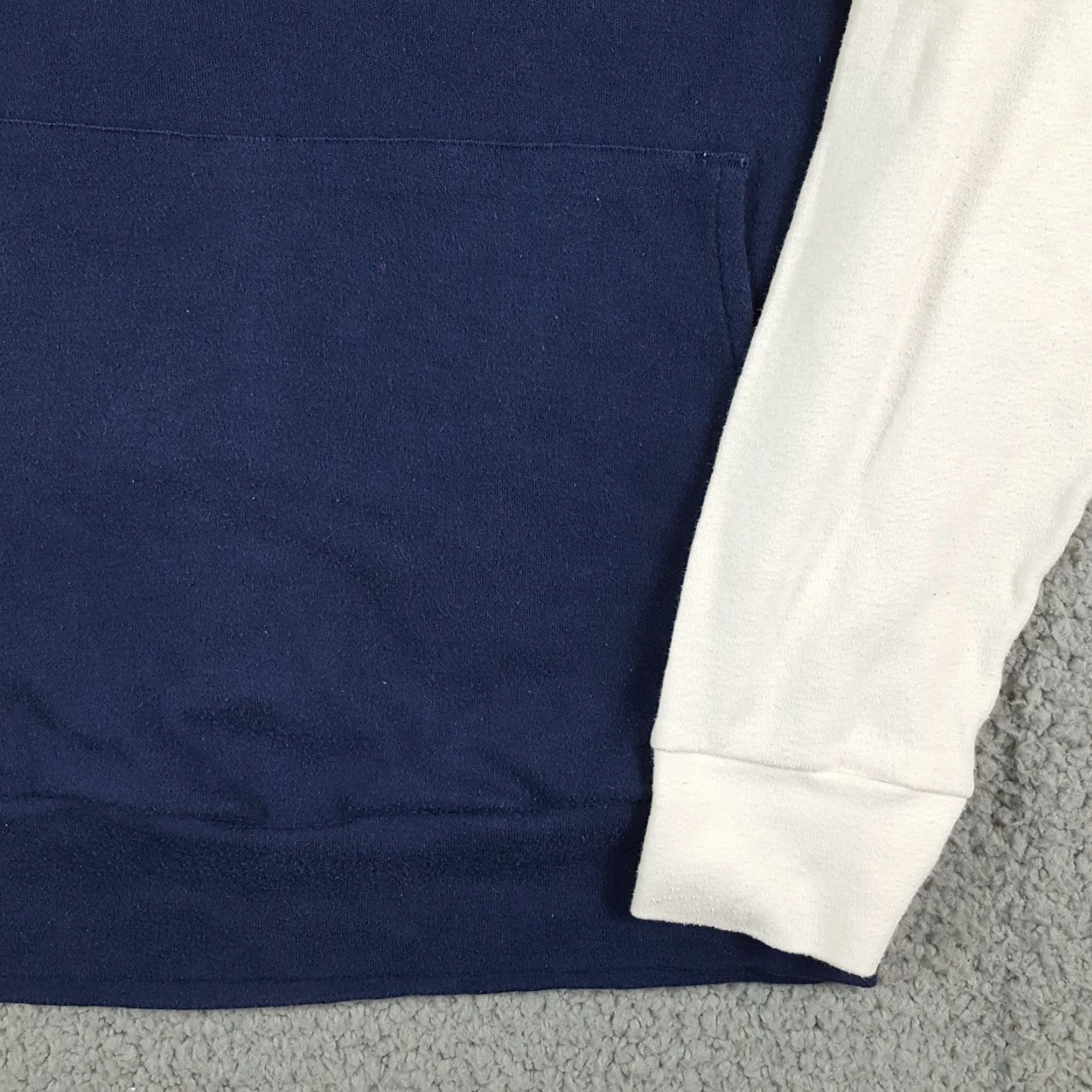 Vintage Vintage 90s Opryland Theme Park Country Music Hooded T-Shirt Men S Blue Retro Nashville Size US S / EU 44-46 / 1 - 4 Thumbnail