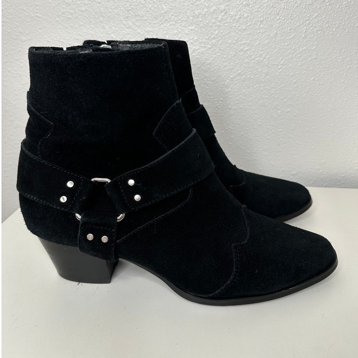 Other Caverley Black Suede Western Heeled Zip Ankle Booties 39 / 8 Size US 8 / IT 38 - 4 Thumbnail