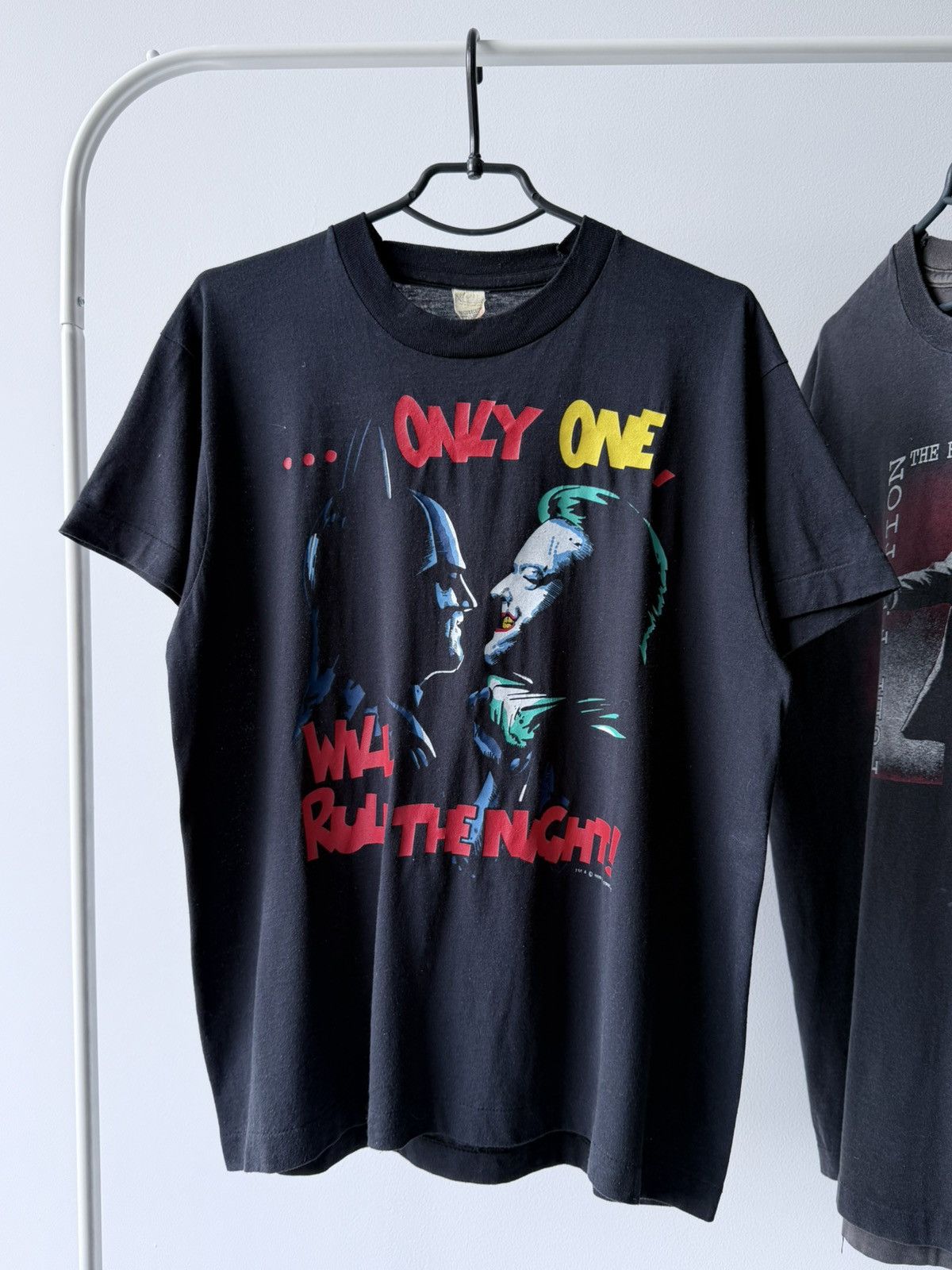 DC Comics Vintage 1989 Batman Joker Dc Comics T-Shirt Tee Size US XL / EU 56 / 4 - 1 Thumbnail