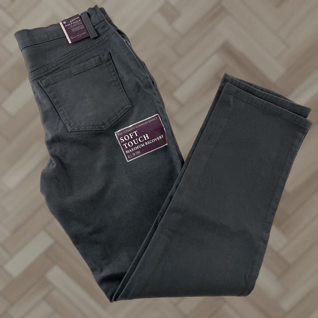 Gloria Vanderbilt VINTAGE Gloria Vanderbilt Amanda Slimming Heritage Fit Jeans Pants Women's 6 Gray Slimming Gloria Vanderbilt Amanda Jeans Pants Women 6 Gray Size 28" / US 6 / IT 42 - 1 Thumbnail