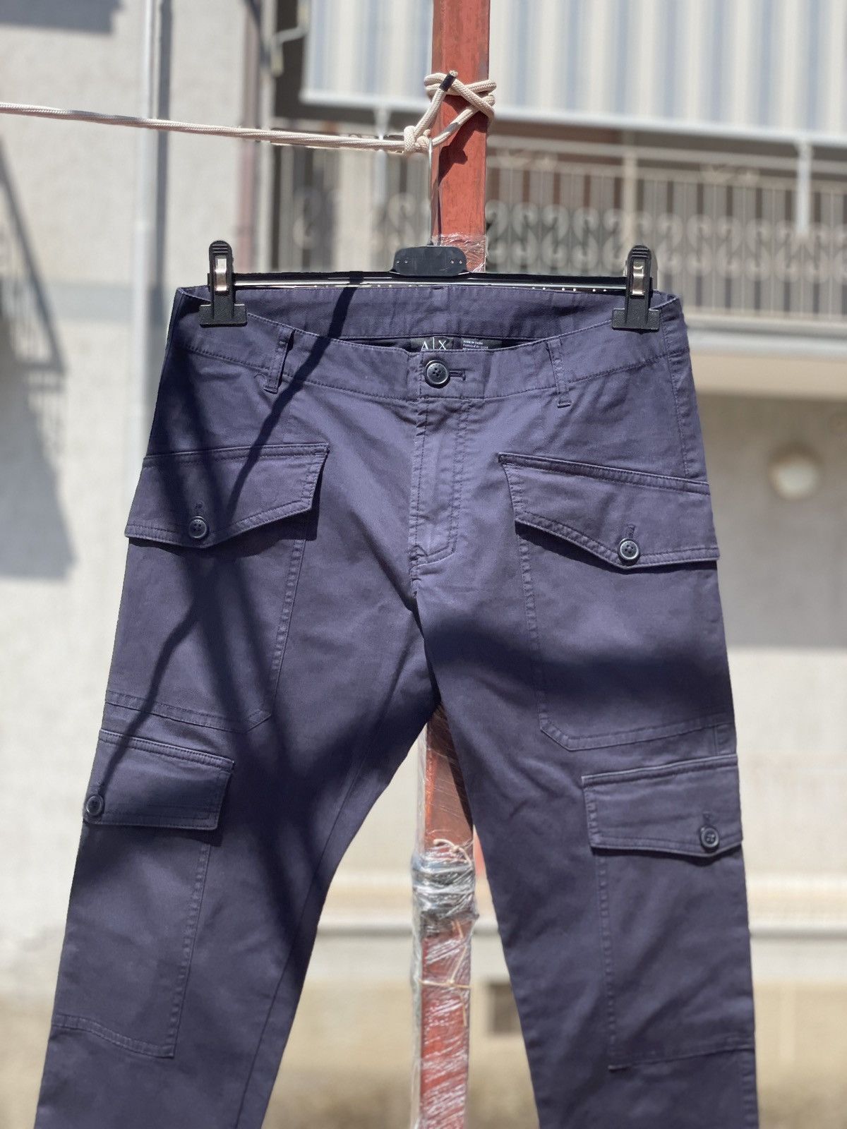 Armani Exchange Men’s ARMANI EXCHANGE NAVY COTTON SLIM FIT CARGO PANTS SZ 31 Size US 31 - 2 Thumbnail