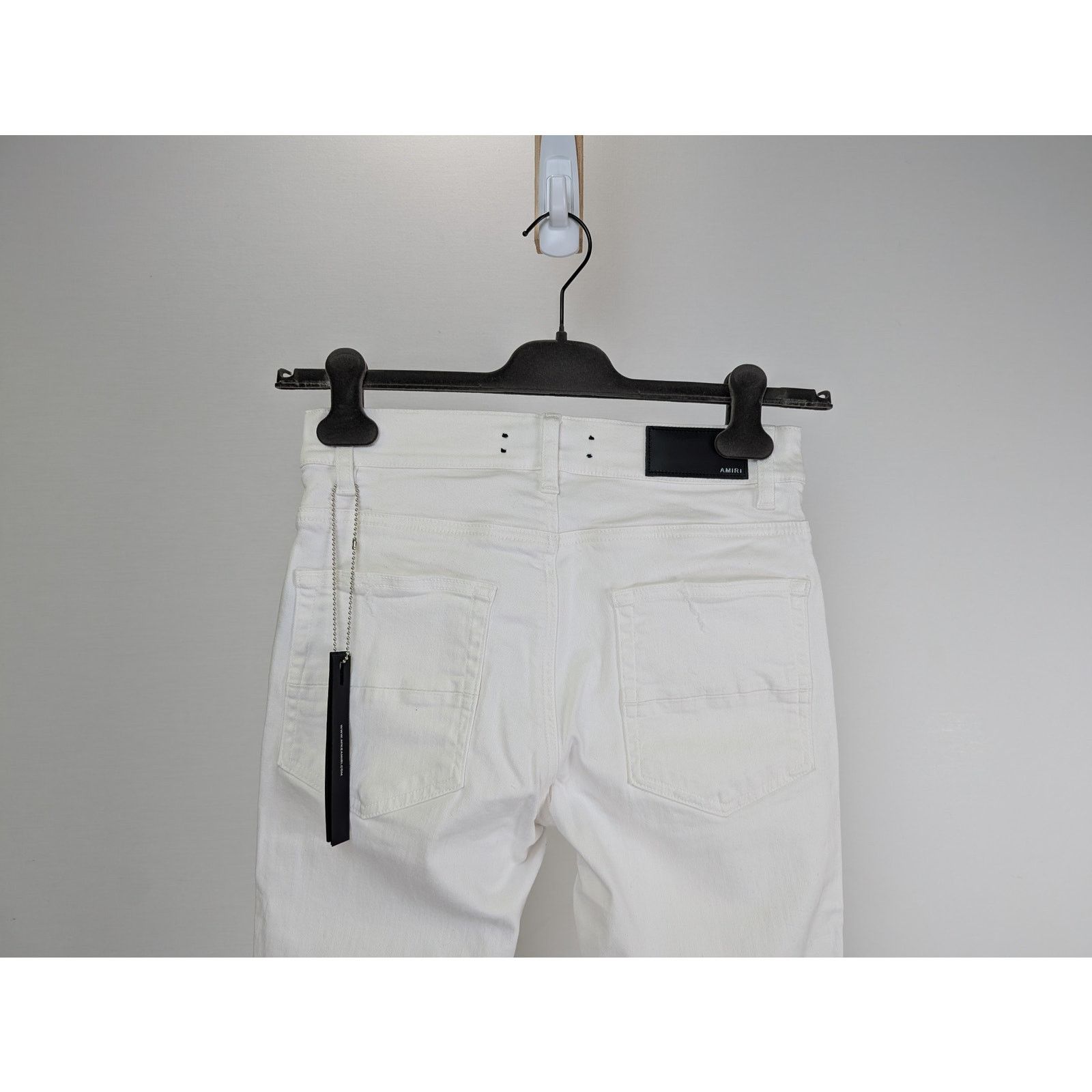 Amiri o1rshd1 Broken Jean in White Size US 30 / EU 46 - 11 Thumbnail