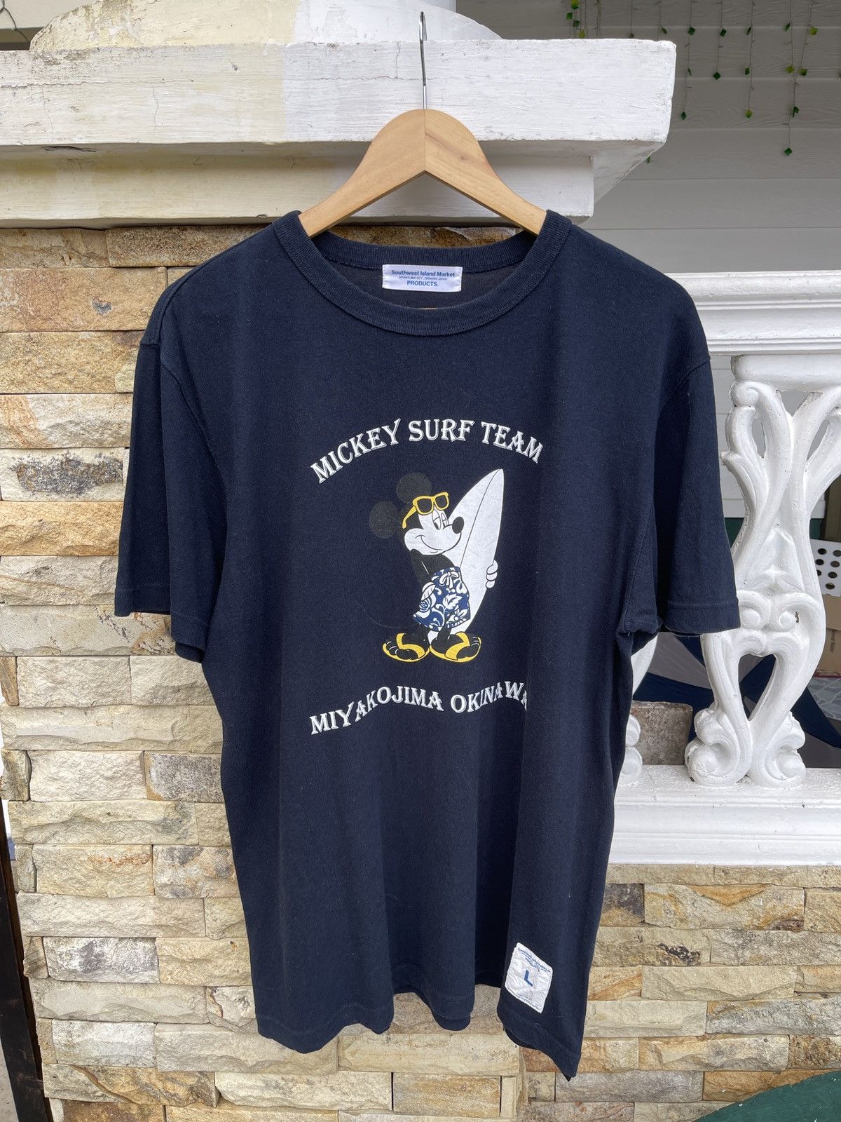Disney Rare🔥Japanese Disney Mickey Surf Team T-Shirt Size US L / EU 52-54 / 3 - 3 Thumbnail