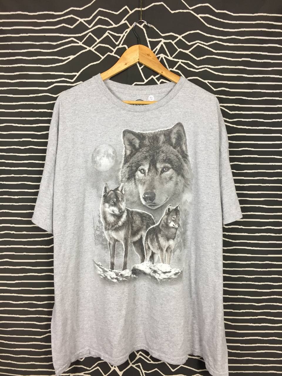 ODM × Vintage ODM The Mountain Wolf Wildlife Nature Graphic Tee Size US XXL / EU 58 / 5 - 1 Thumbnail