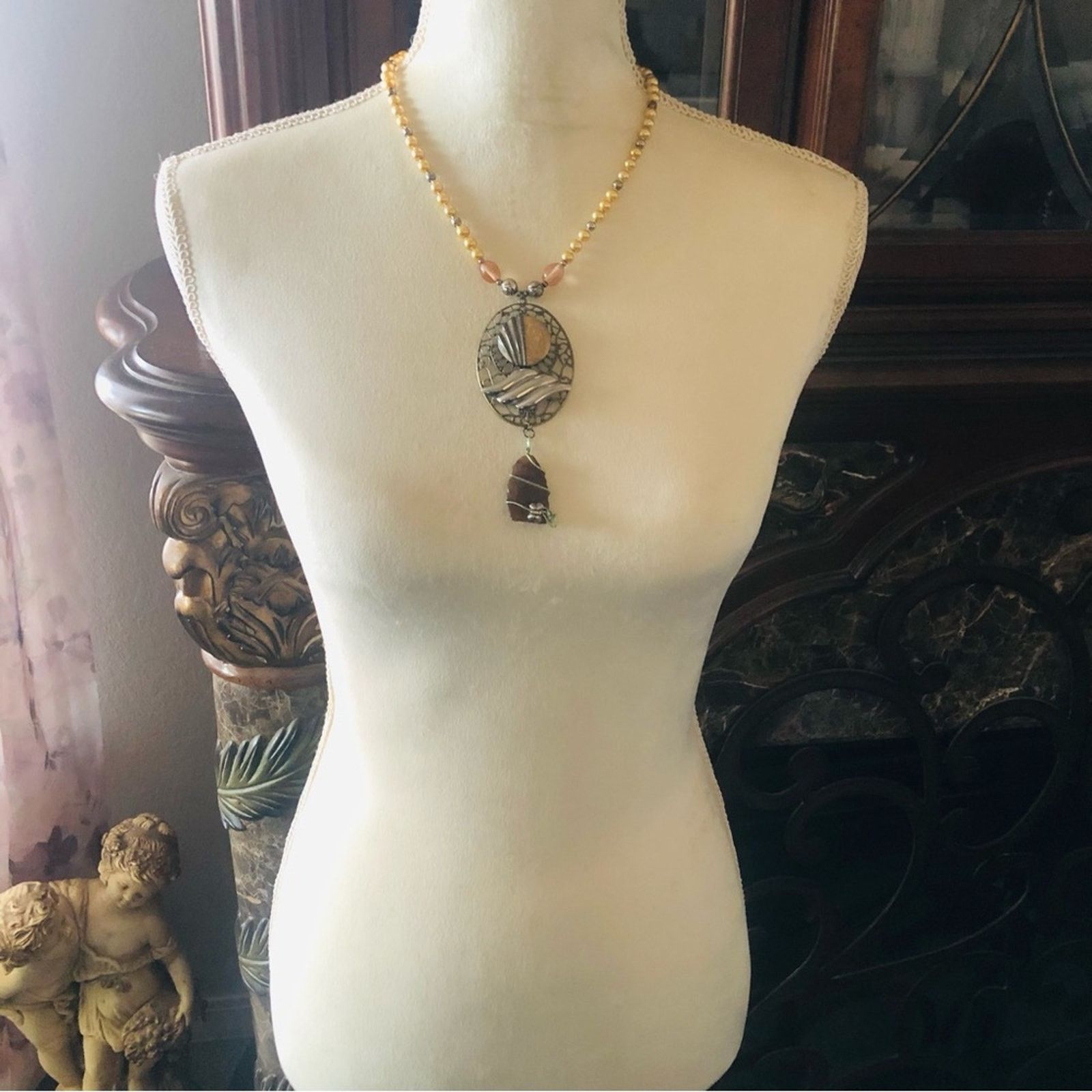 Handmade Handcrafted repurpose wired carnelian pearl necklace Size ONE SIZE - 6 Thumbnail