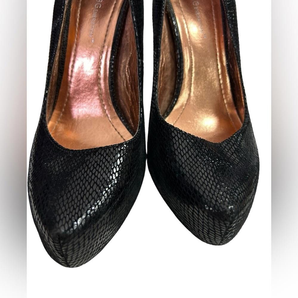 Designer BCBGeneration l Parade Snakeskin Print Leather Pumps 7.5B Size US 7.5 / IT 37.5 - 2 Thumbnail