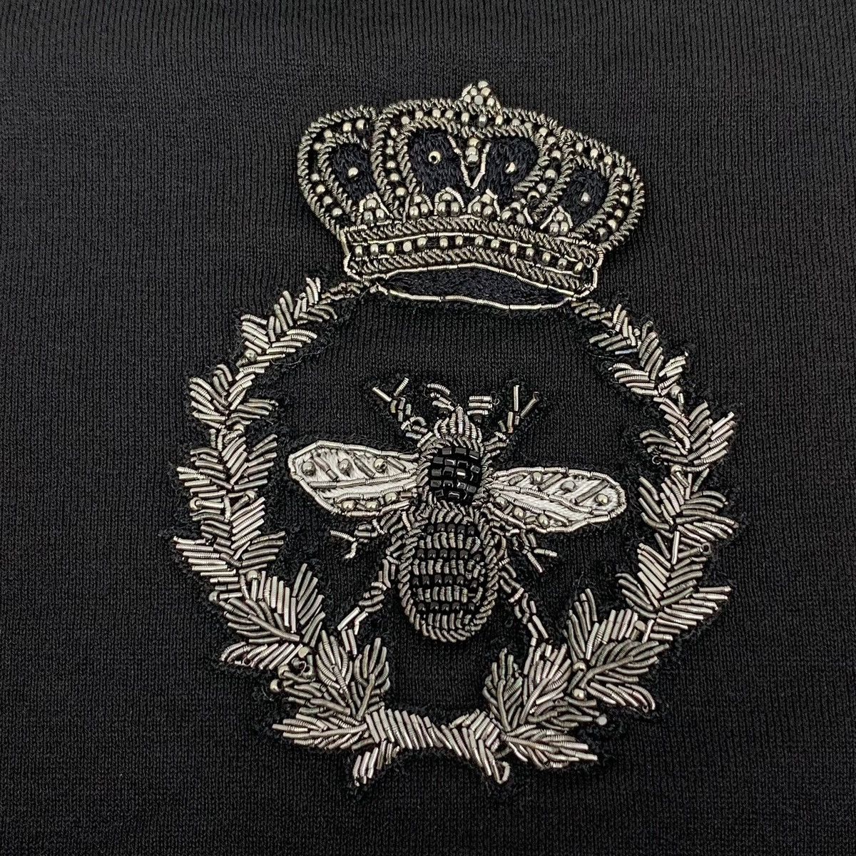 Dolce & Gabbana Dolce & Gabbana Crown Bee Studded Long Sleeve T-shirt K26WX Size US M / EU 48-50 / 2 - 5 Thumbnail