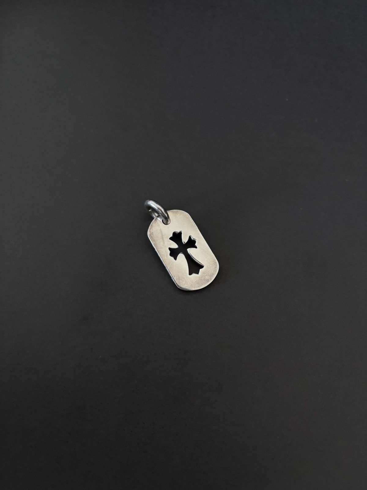 Chrome Hearts Dog Tag Tiny Cut Outcross Amazon | CHROME HEARTS