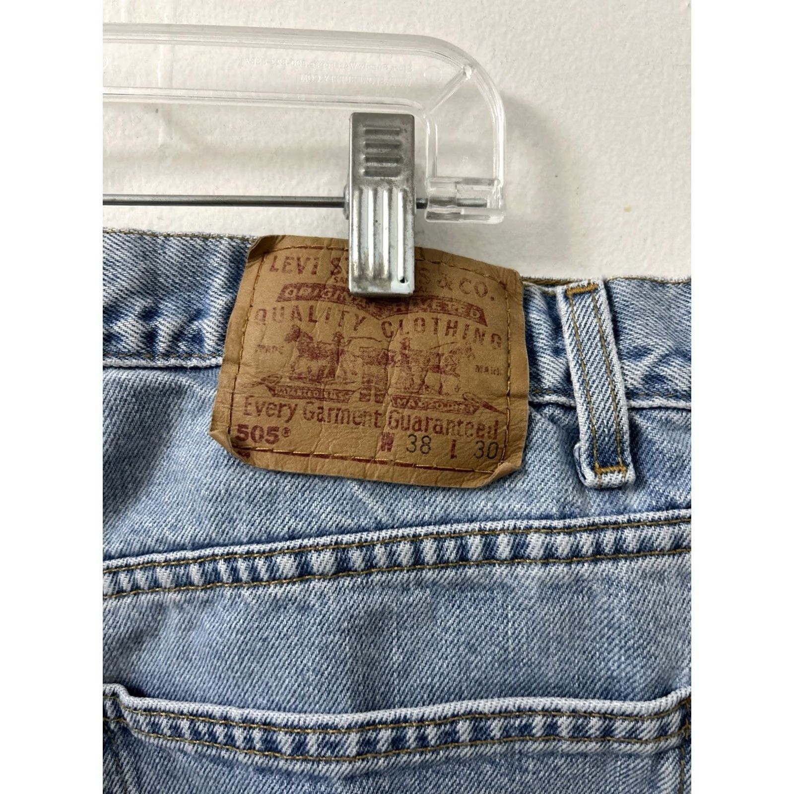Levi's VTG Levi's 505 Jeans Mens 36x30 Blue Light Wash Regular Fit Straight Levi's 505 Jeans Mens 36x30 Blue Light Wash Regular Fit Straight Leg Denim Size US 36 / EU 52 - 5 Thumbnail