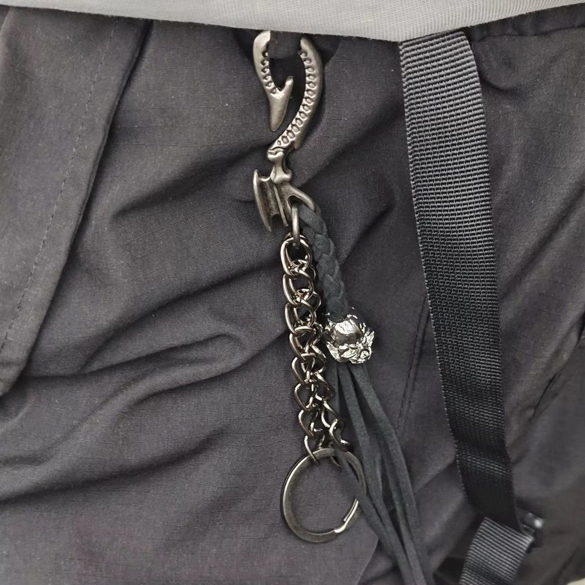 Vintage Fashion Leather Tassels Skull Waist Keychain Accessories Size ONE SIZE - 1 Thumbnail