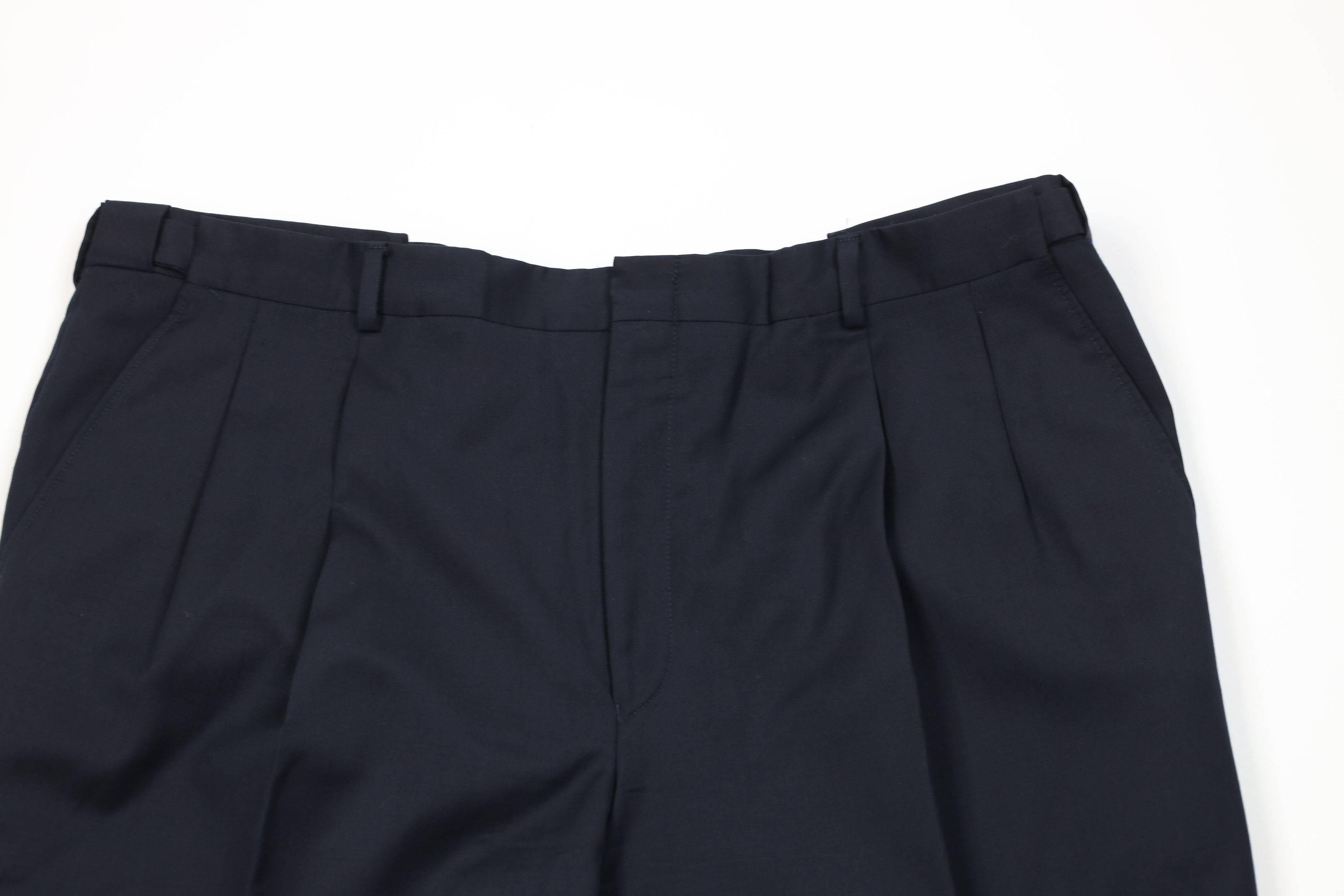 Jos. A. Bank Jos A Bank Traveler's 2 Piece Wool Suit Wedding Nav Size 44S - 10 Thumbnail