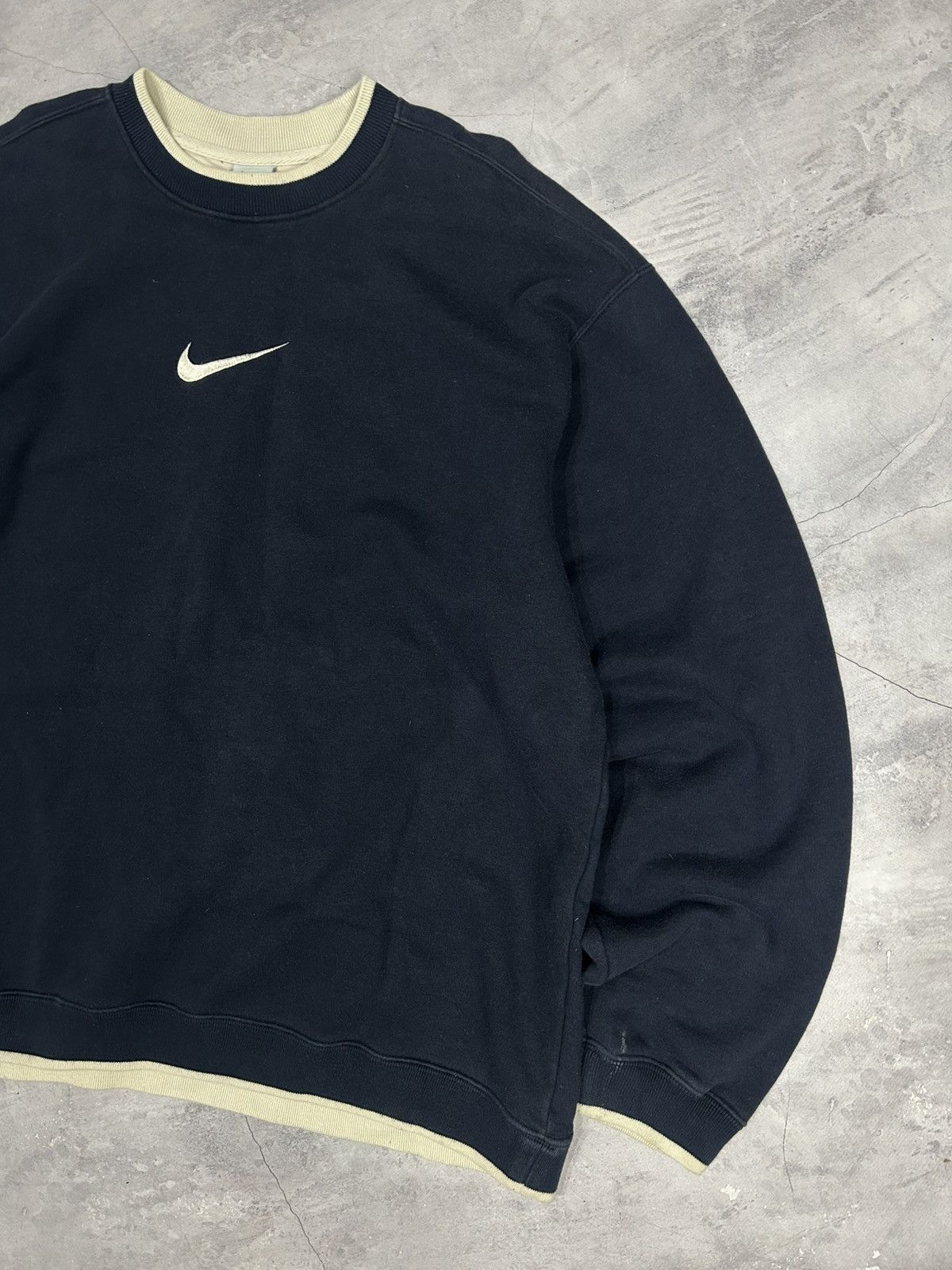 Nike Vintage Y2k Nike Big Swoosh Sweatshirt Size US XL / EU 56 / 4 - 2 Thumbnail
