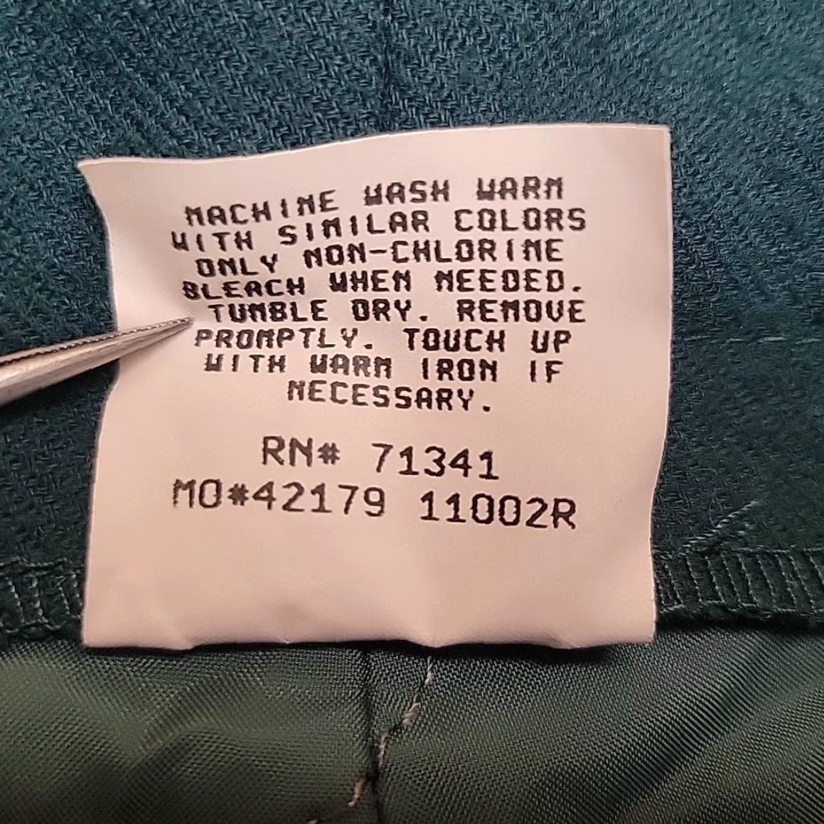 Vintage VINTAGE L.L. Bean Snow Pants Mens 32x33 Green Insulated Cargo USA 90s Winter Pants Mens Green 90s Cargo Solid Winter Mens Size US 32 / EU 48 - 7 Thumbnail