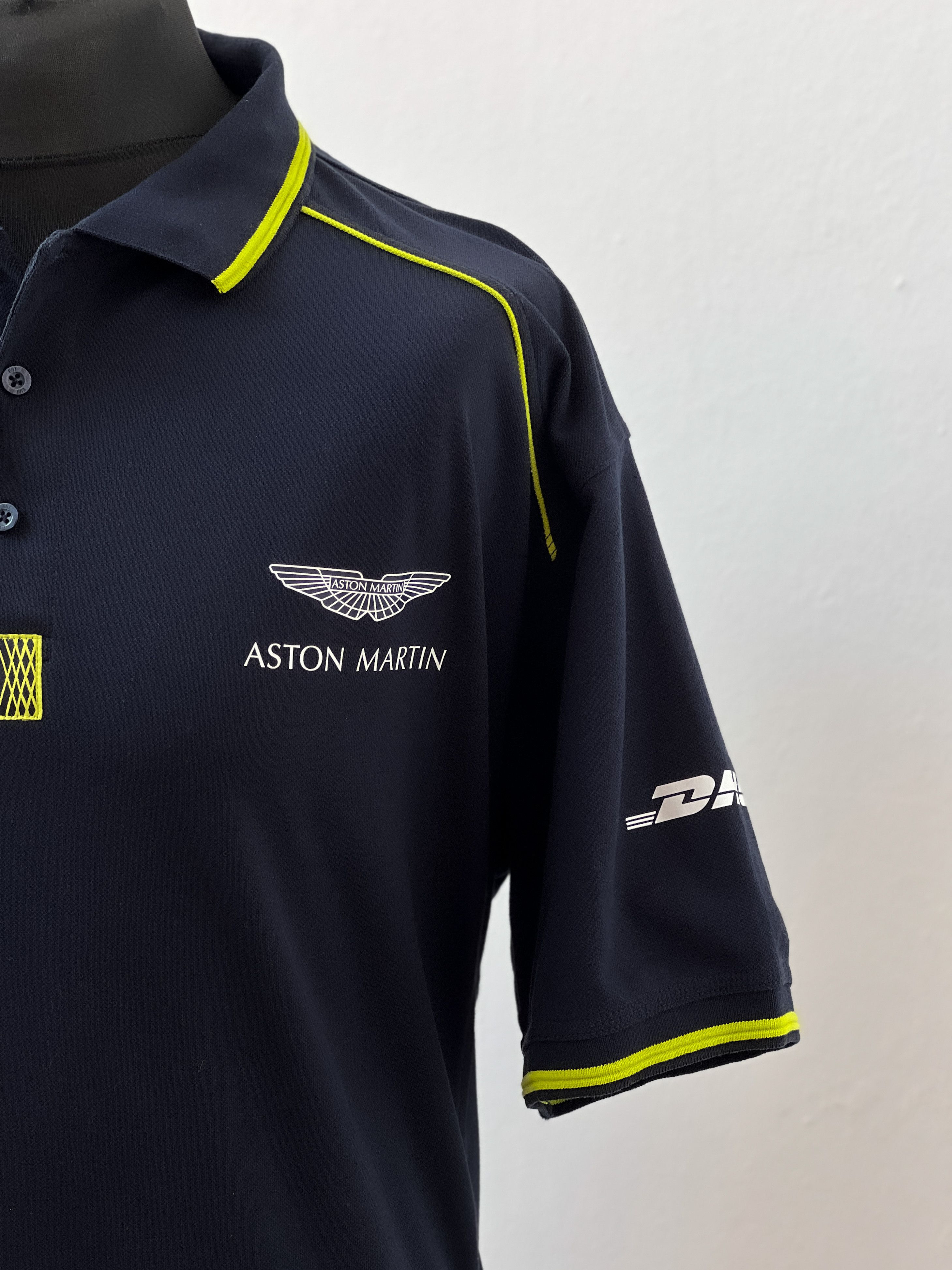 Other MENSIONS x ASTON MARTIN x DHL Polo Shirt Size US XXL / EU 58 / 5 - 3 Thumbnail