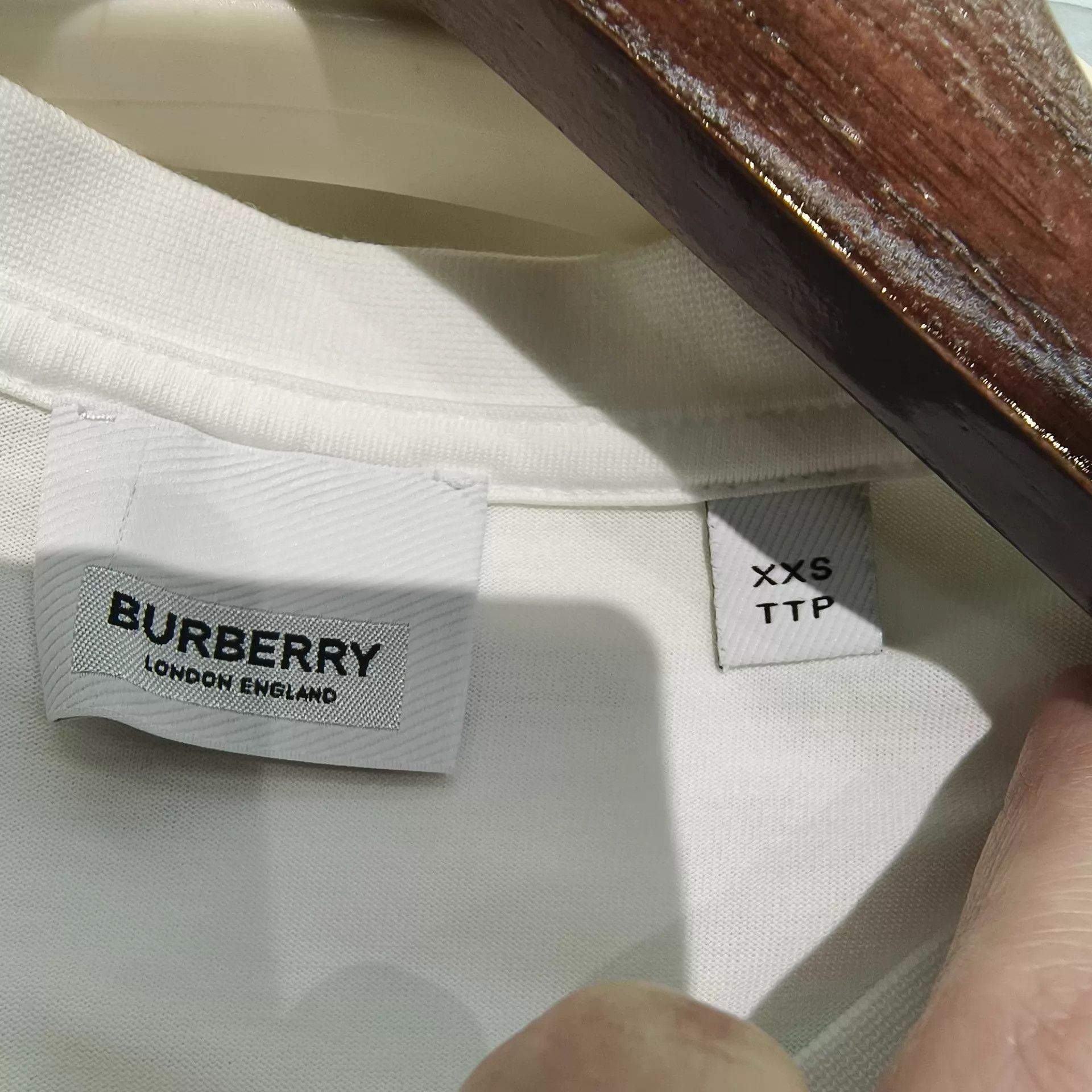 Burberry Burberry Classic Basic Tee 99 New XXS (Fits S) Size US XXS / EU 40 - 3 Thumbnail