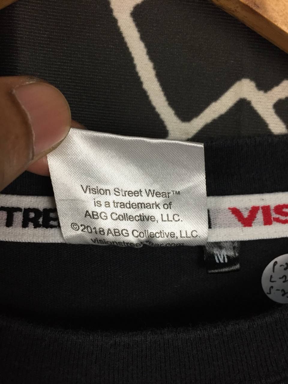 Vision Streetwear Vision Street Wear Embroidered Logo Long Sleeve Tee Size M Size US M / EU 48-50 / 2 - 8 Thumbnail