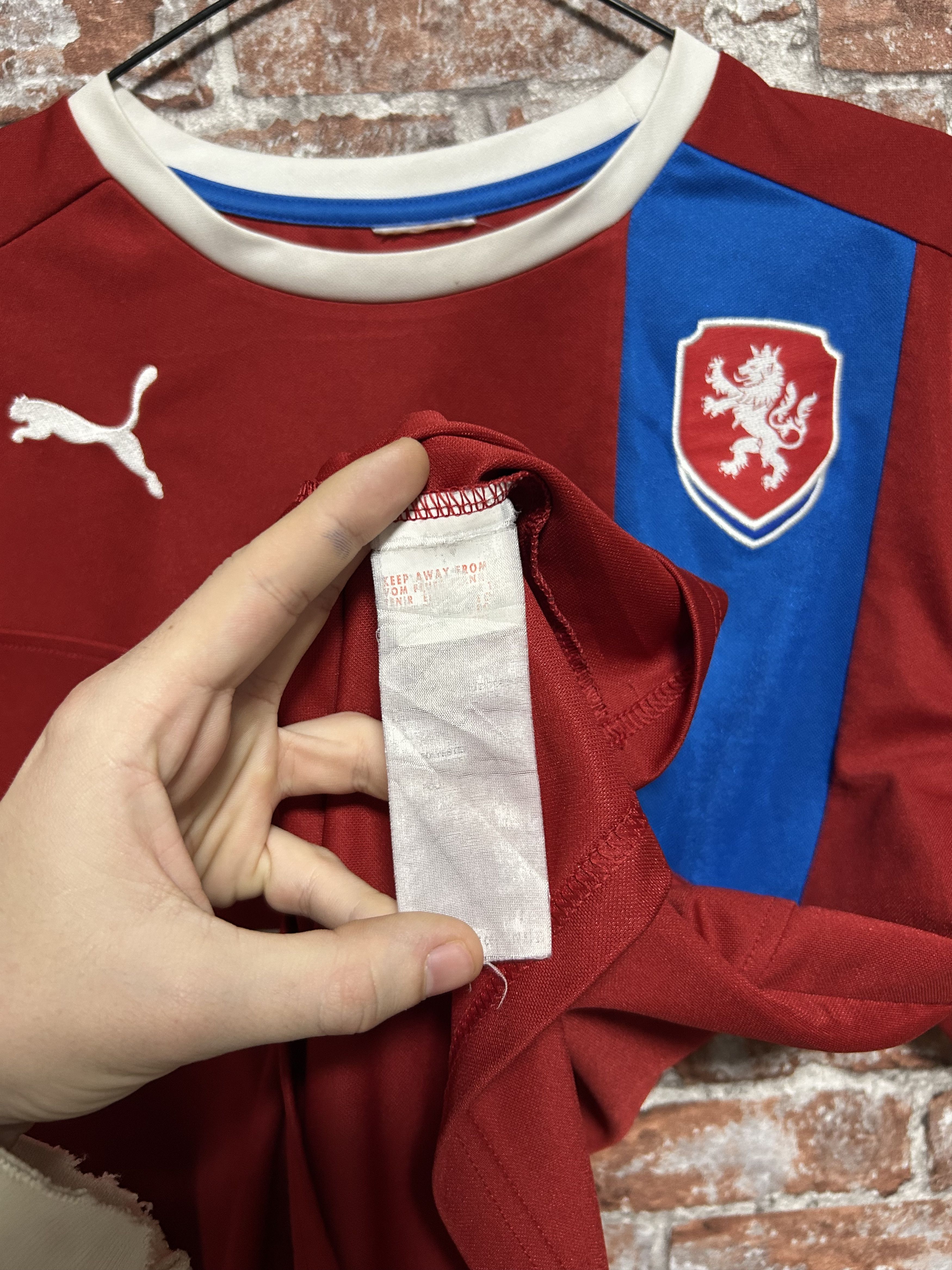 Vintage Czech Republic 2012 2013 Home Football Shirt Puma Jersey Size US M / EU 48-50 / 2 - 5 Thumbnail