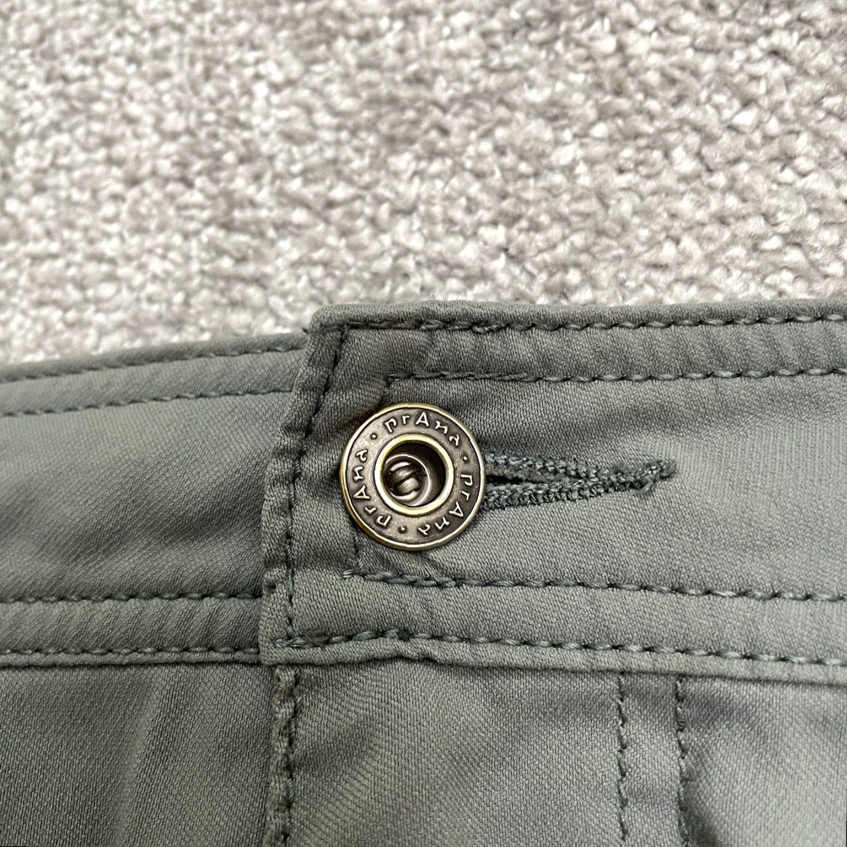 Prana VINTAGE Prana Men's Trail Shorts Chino Casual Travel Microfiber 9-Inch Inseam Gray Size US 35 - 3 Thumbnail