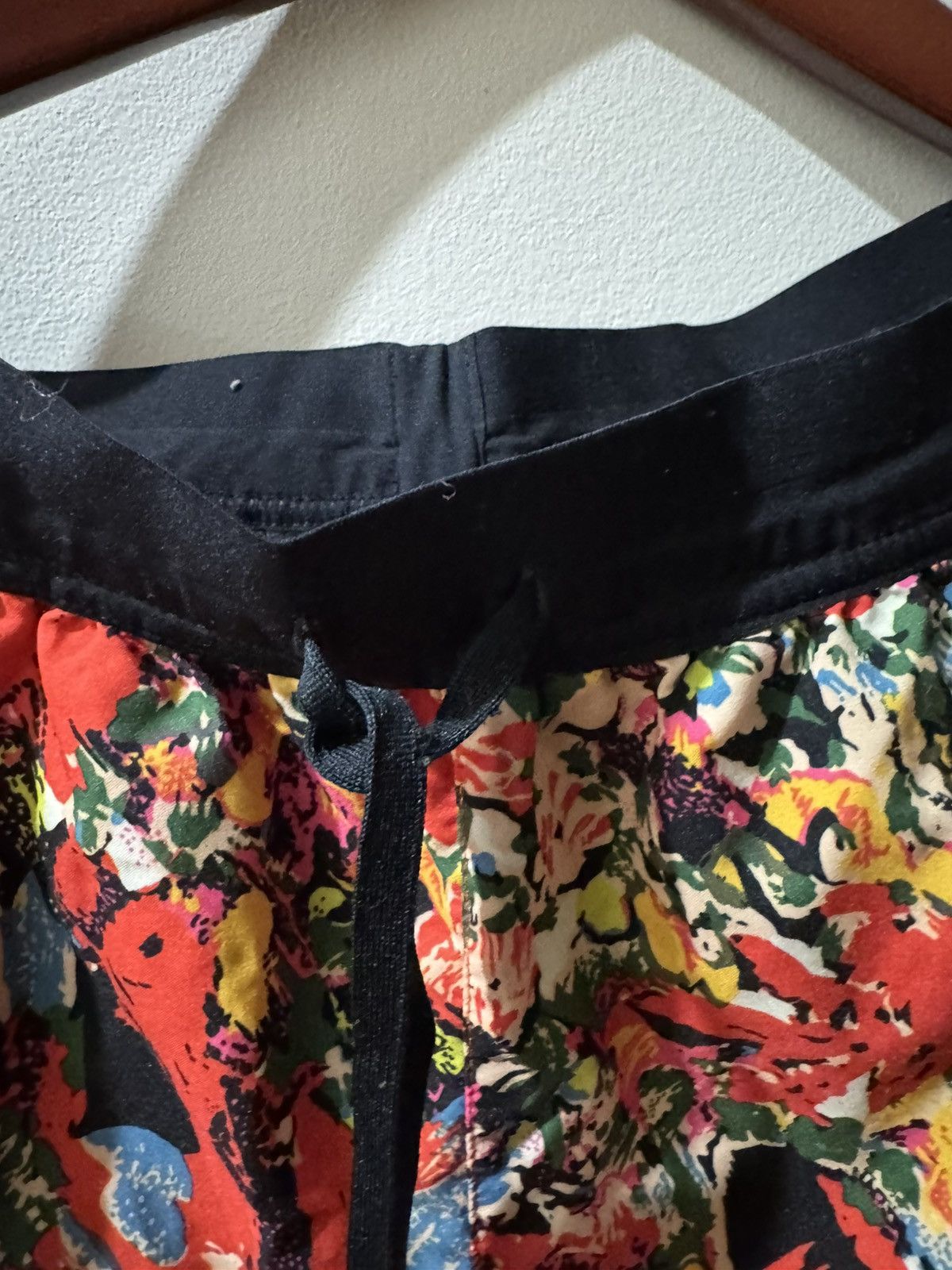 Nike Nike Men’s Floral Abstract Art Running Shorts Size US 34 / EU 50 - 3 Thumbnail