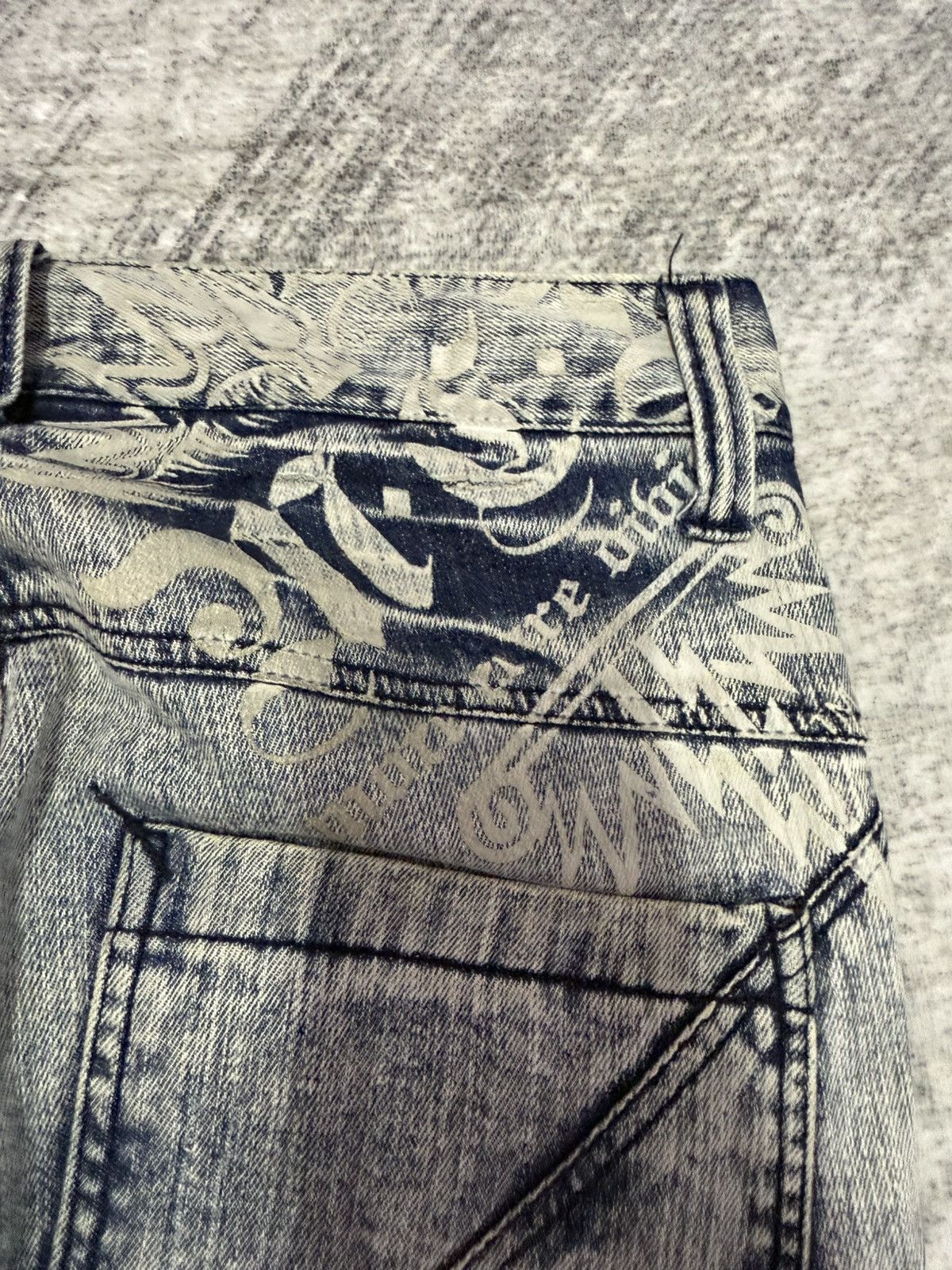 Japanese Brand × PHENOMENON MCD Japan Acid Wash Deconstructed Distressed Jeans Size US 30 / EU 46 - 17 Thumbnail